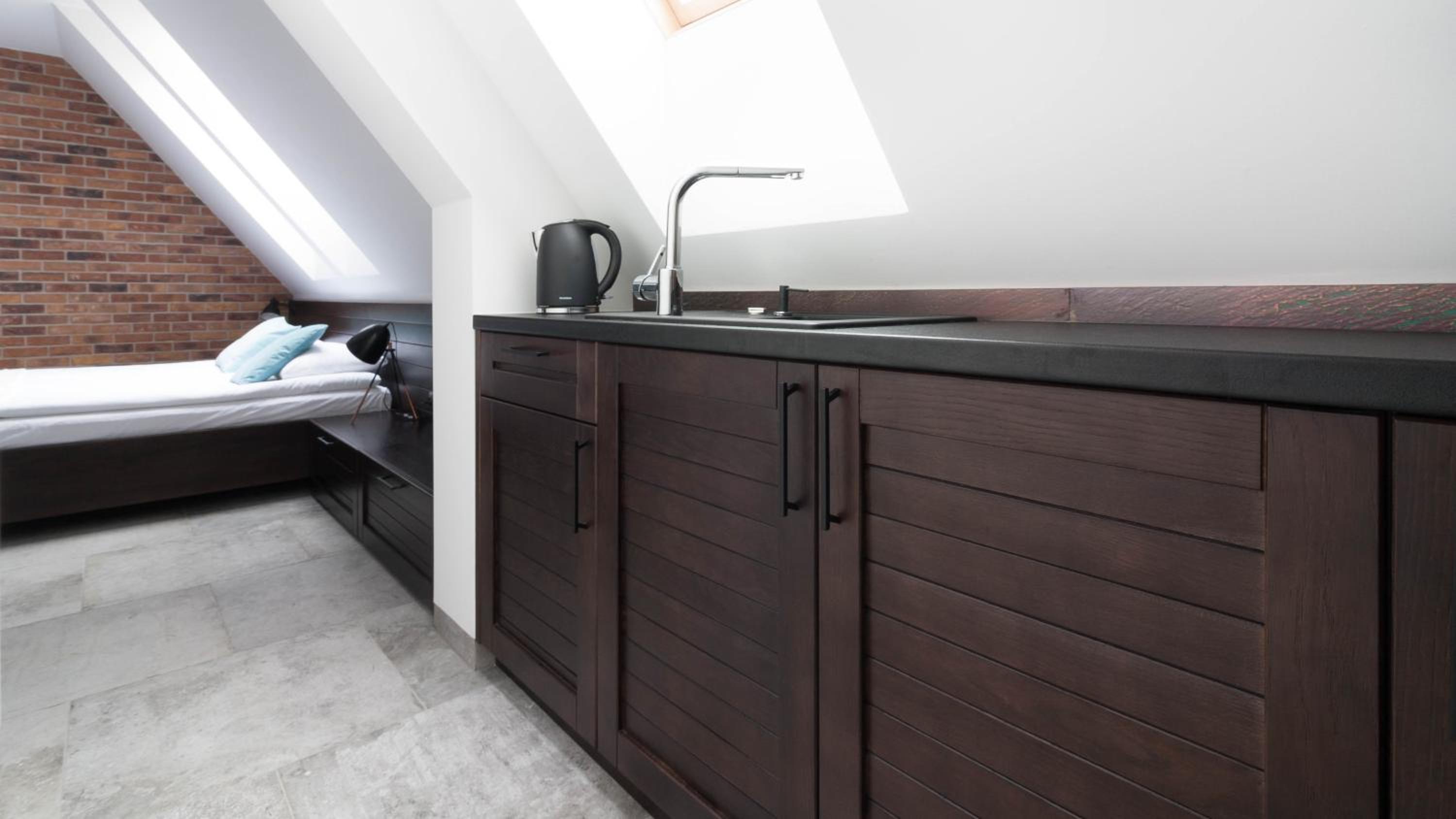 Large Twin or Double Room photo 3