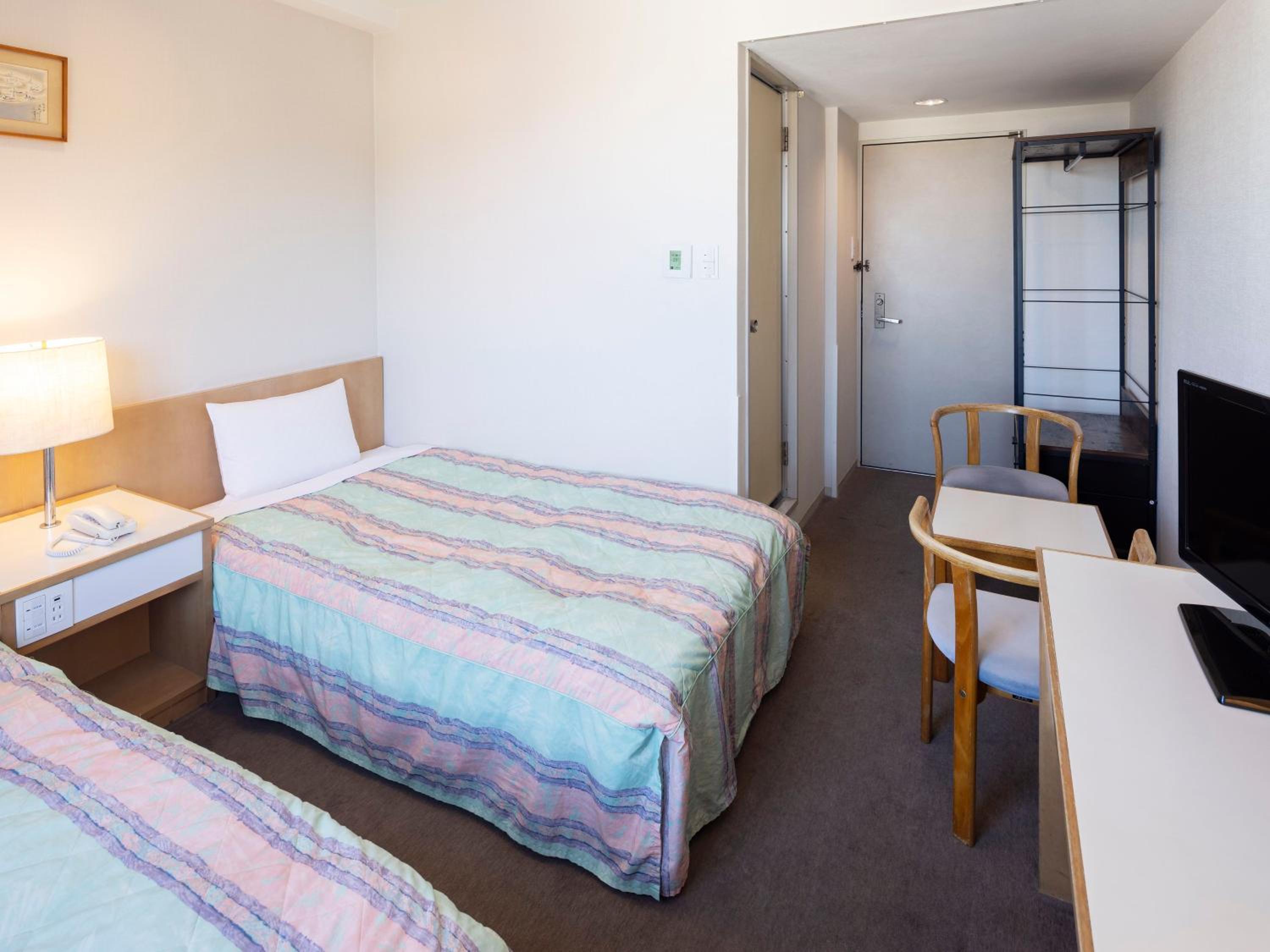 Standard Twin Room Non-Smoking
