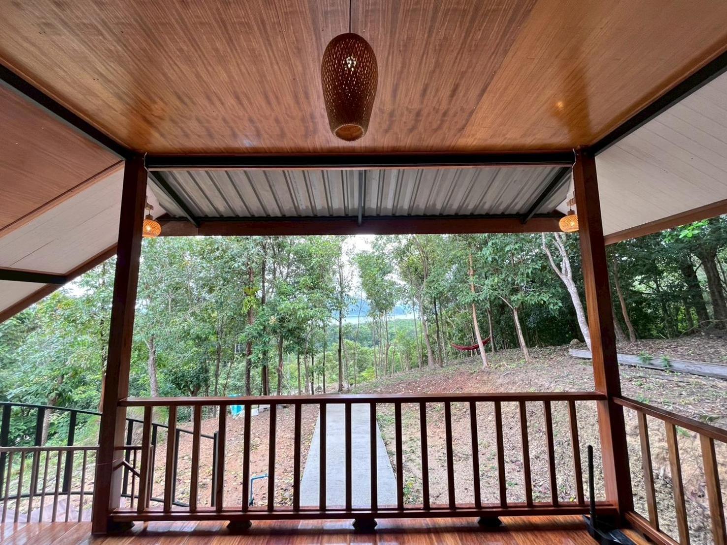 Bungalow with Sea View - Photo 4