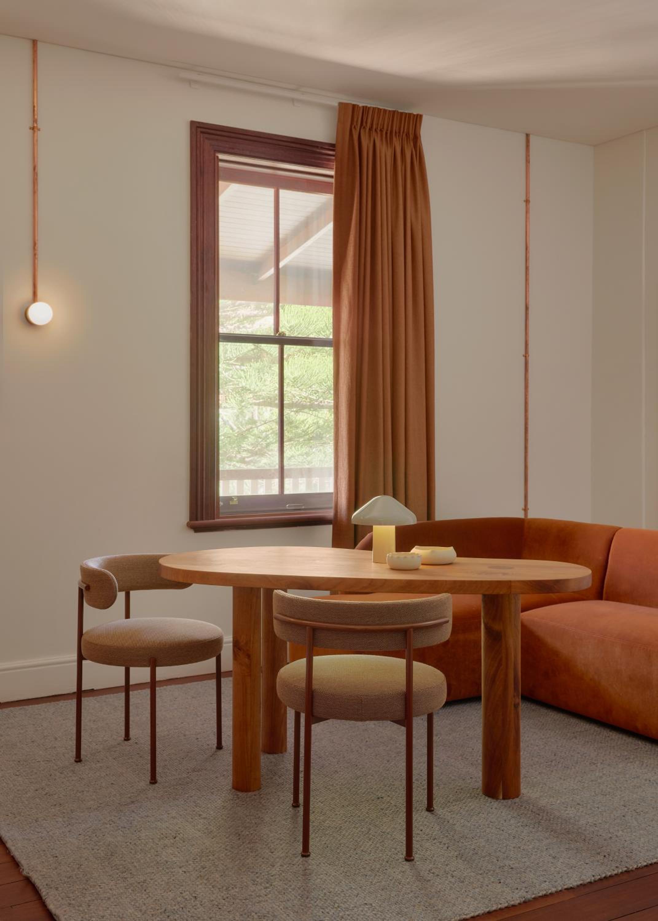 Laura Lounge Suite