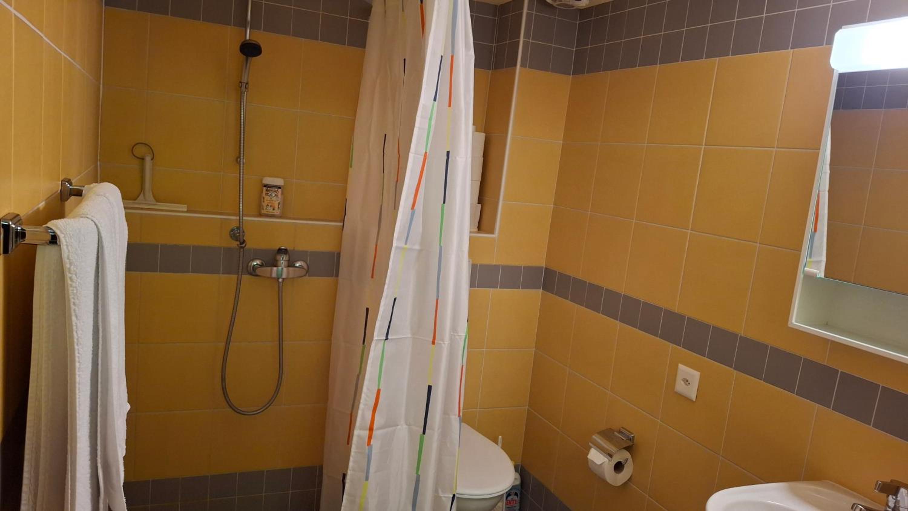 Double Room with Private Bathroom photo 3