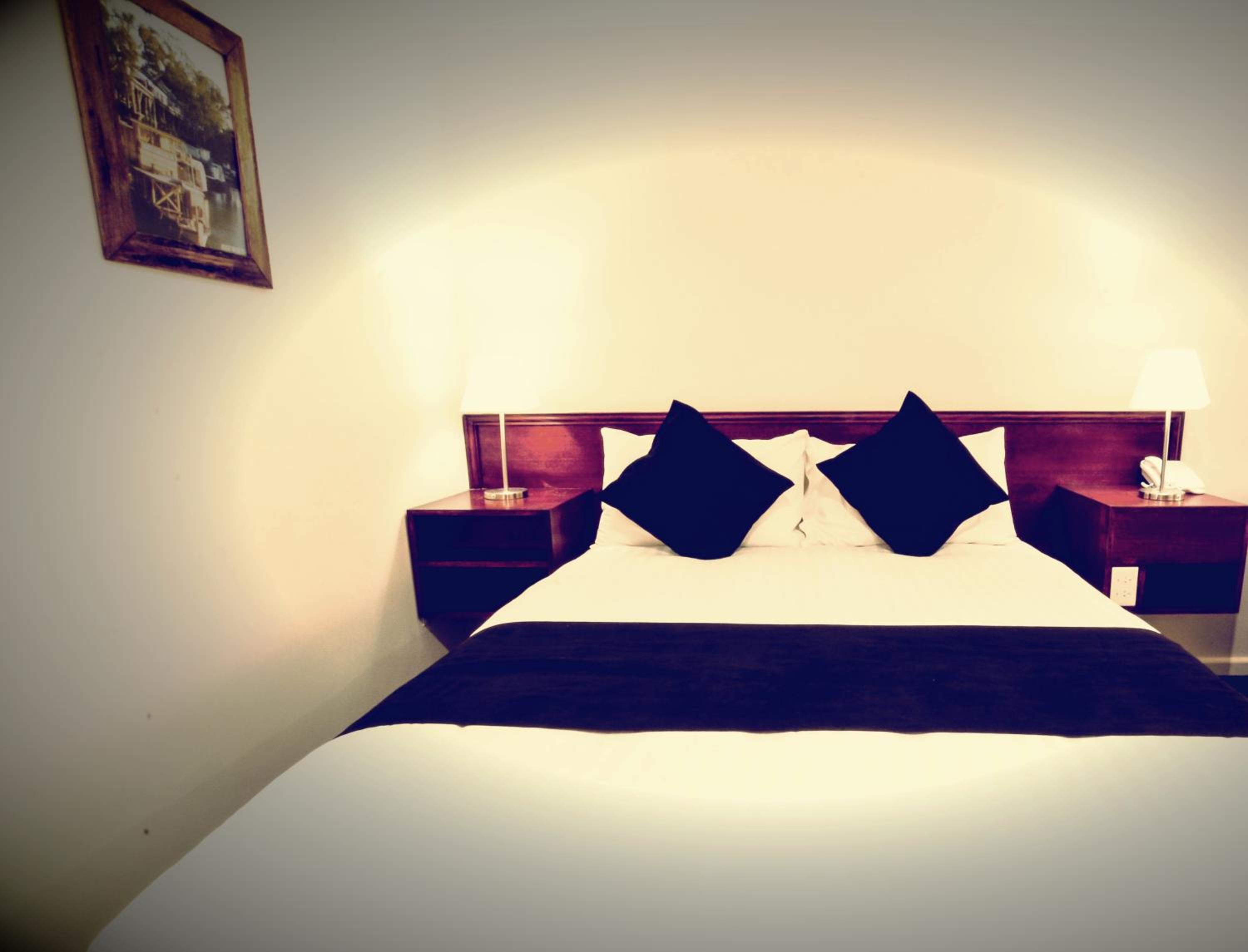 Deluxe Queen Room - Photo 3