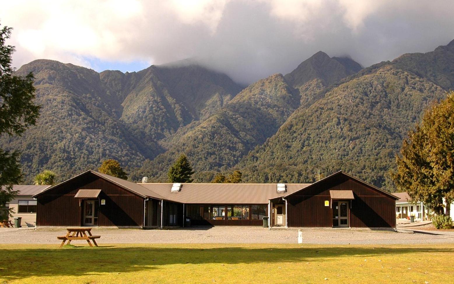 Standard Lodge photo 1