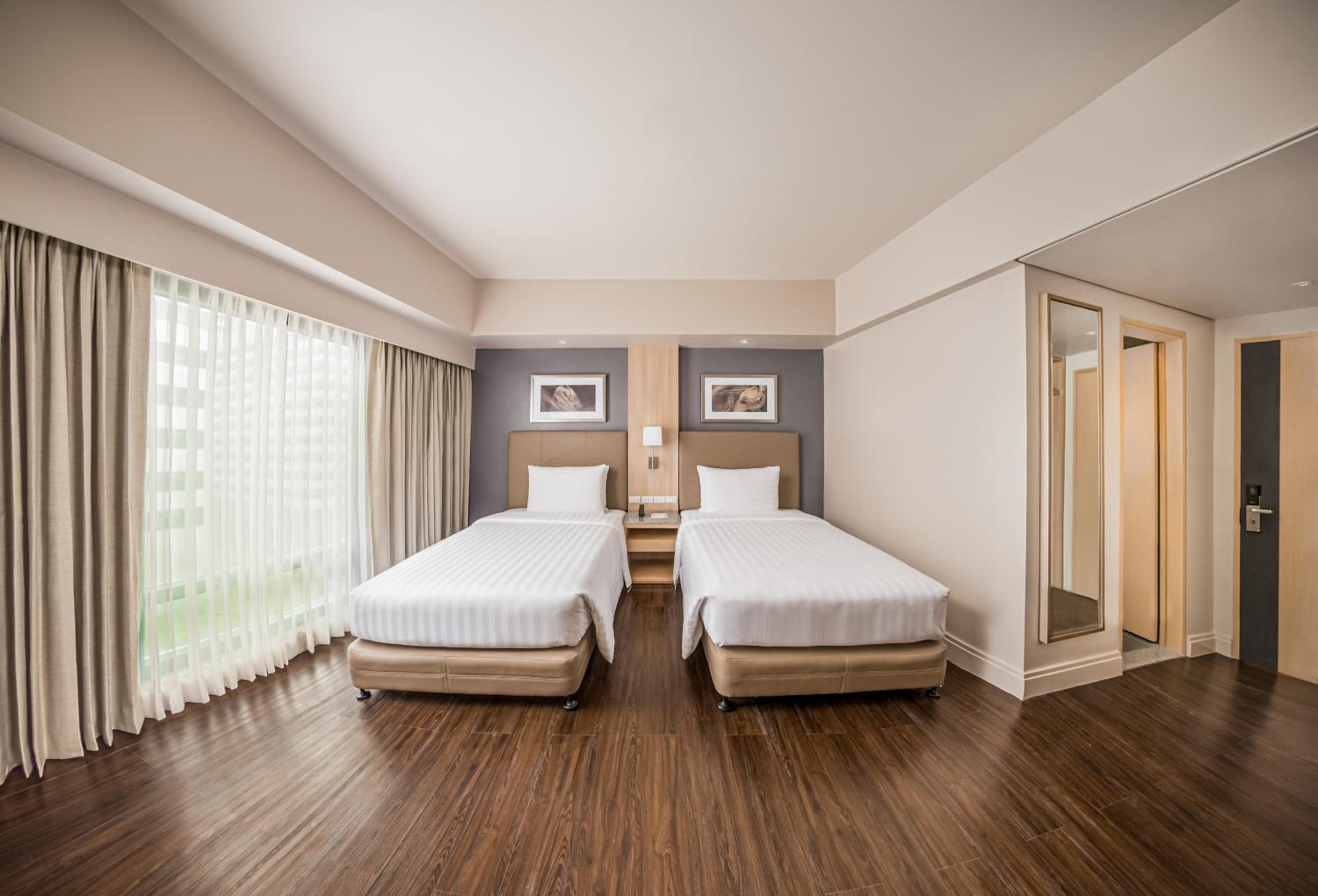 2 Single Beds, Standard Room - Photo 3