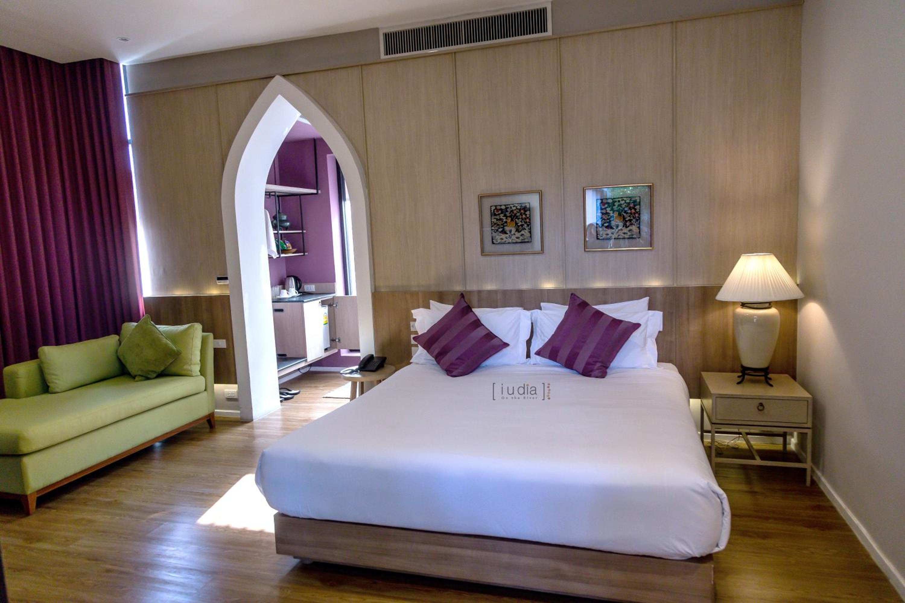 King Room with Pool View photo 1