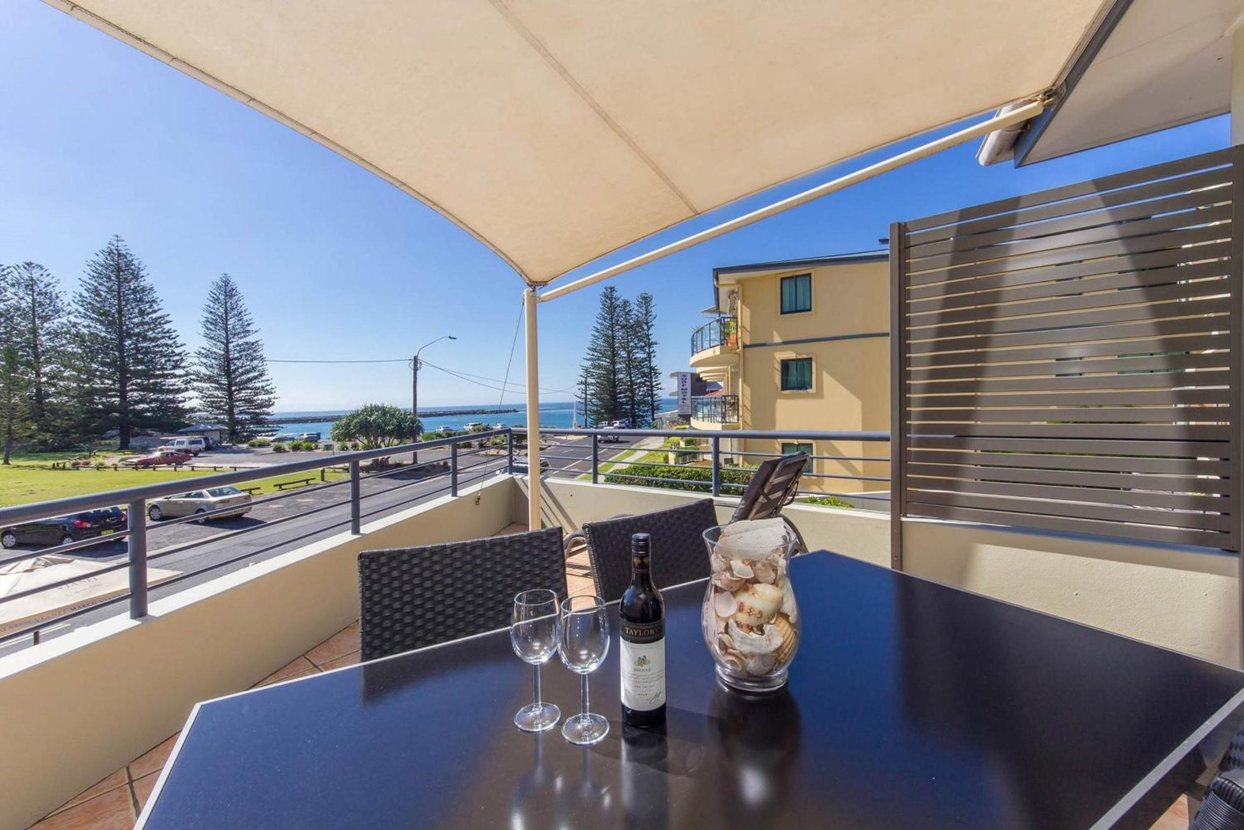Superior Queen Room with Ocean View photo 2