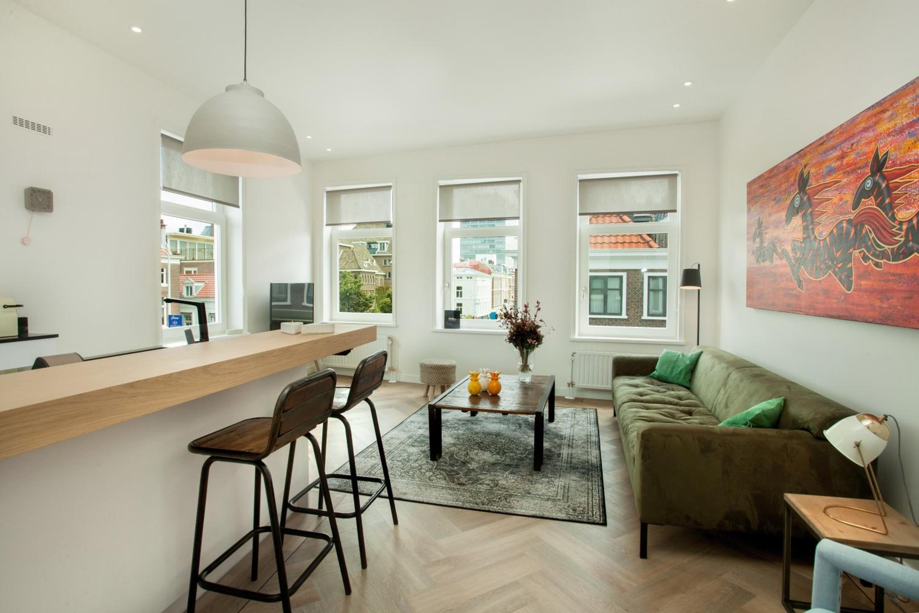 Apartment - Split Level photo 2