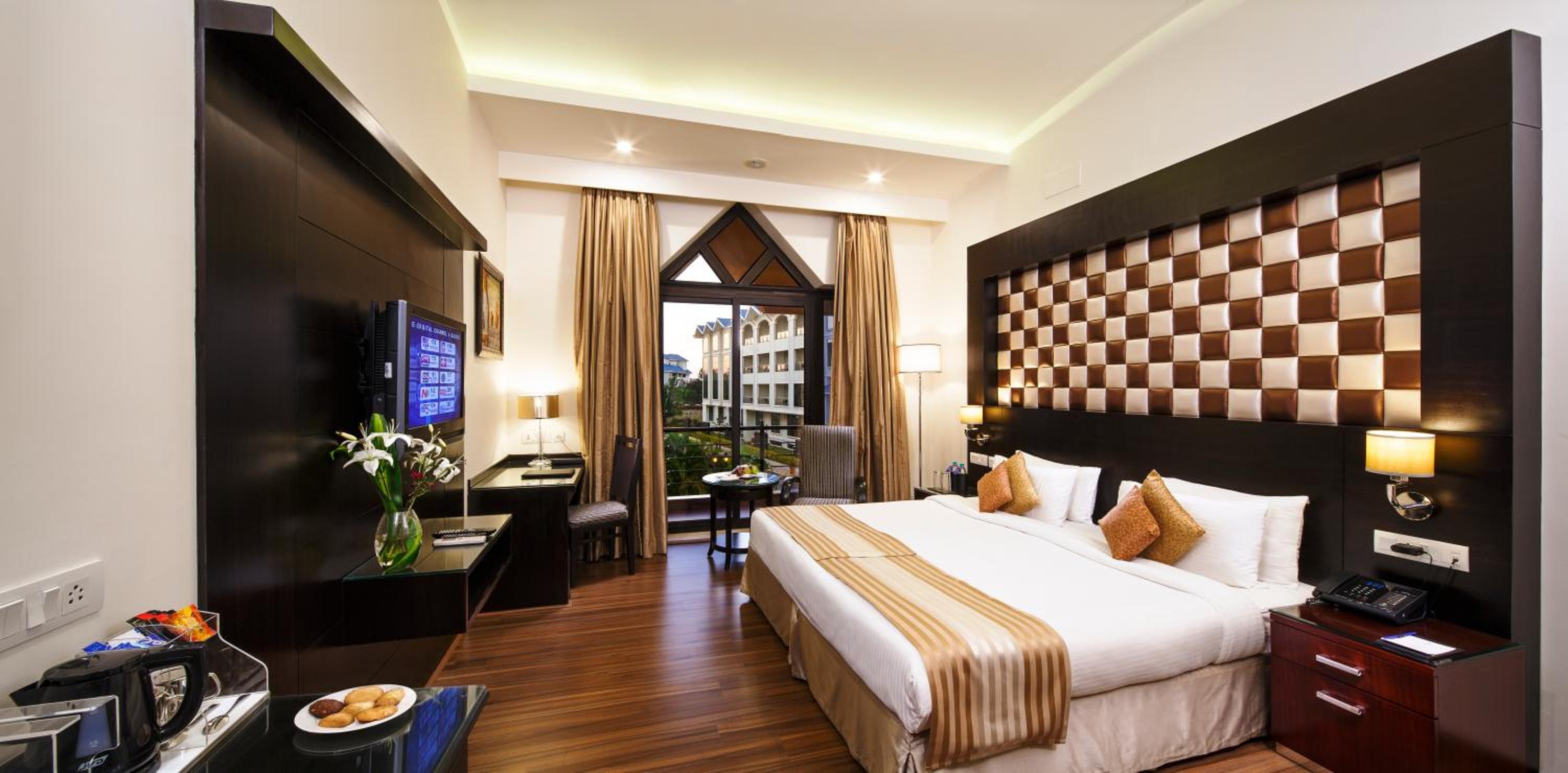 Deluxe Room with 15% Discount on Food and Soft Beverage and Spa - Photo 3