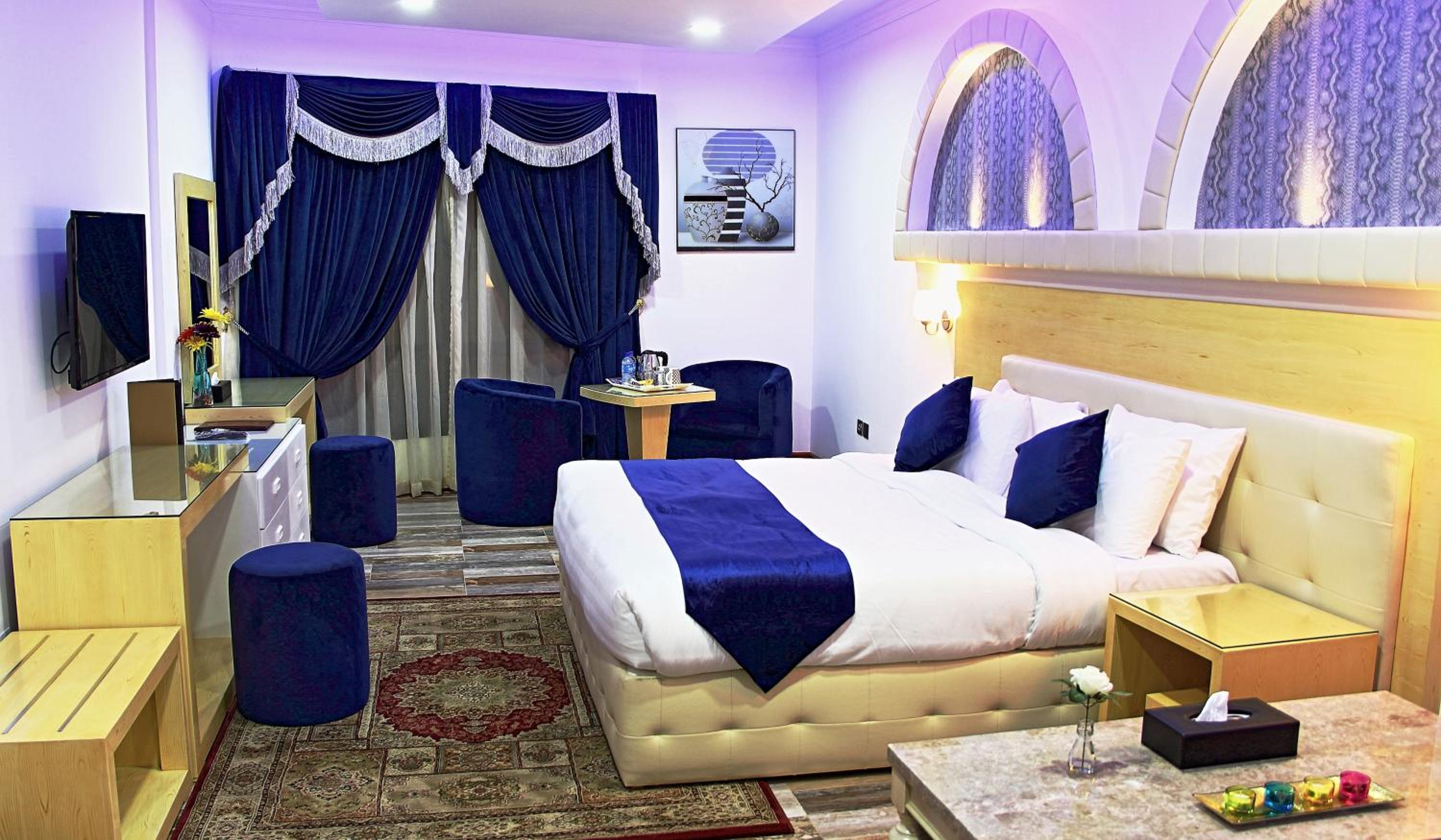 Double Room - Photo 6