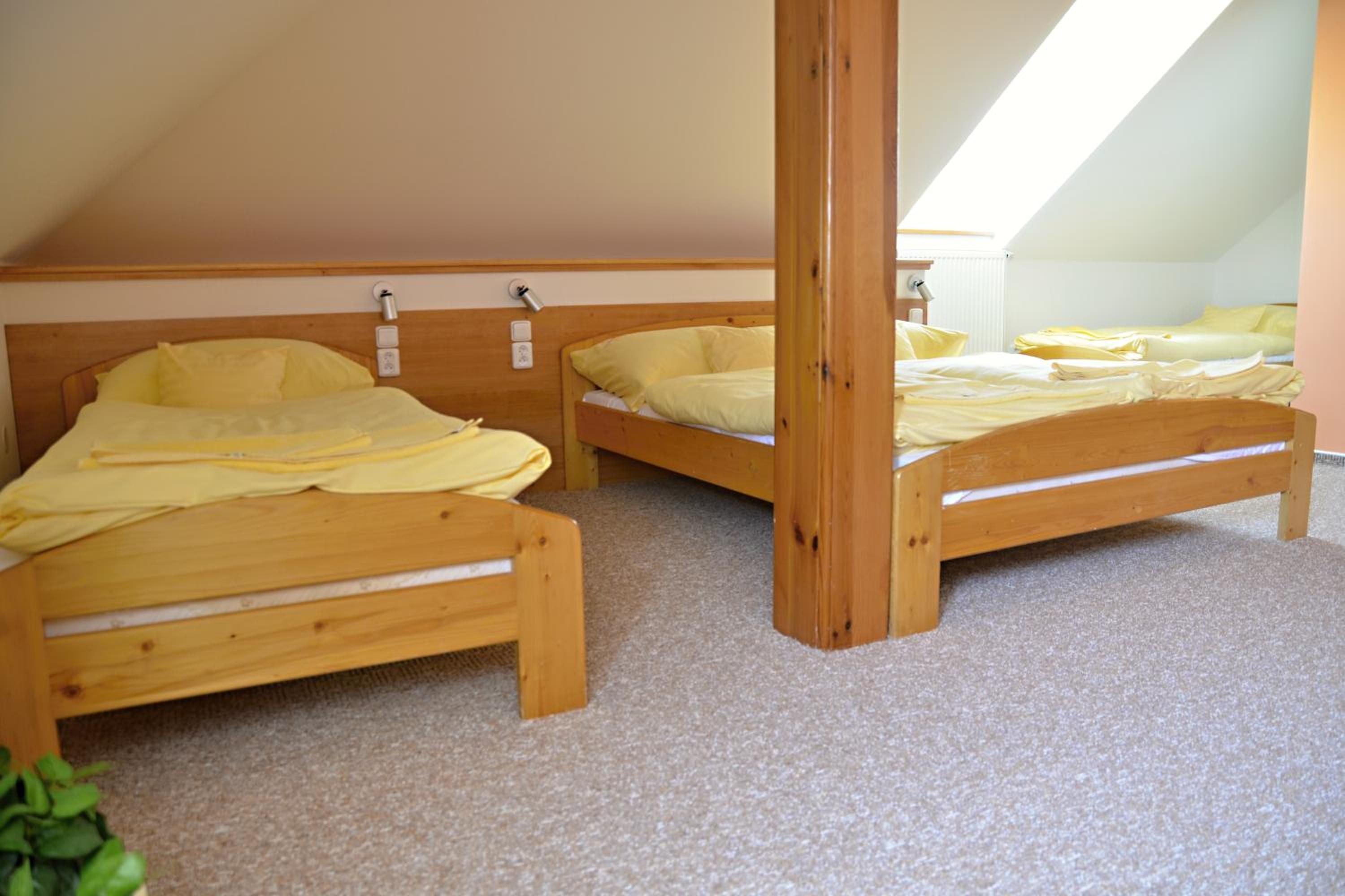 Quadruple Room - Photo 2