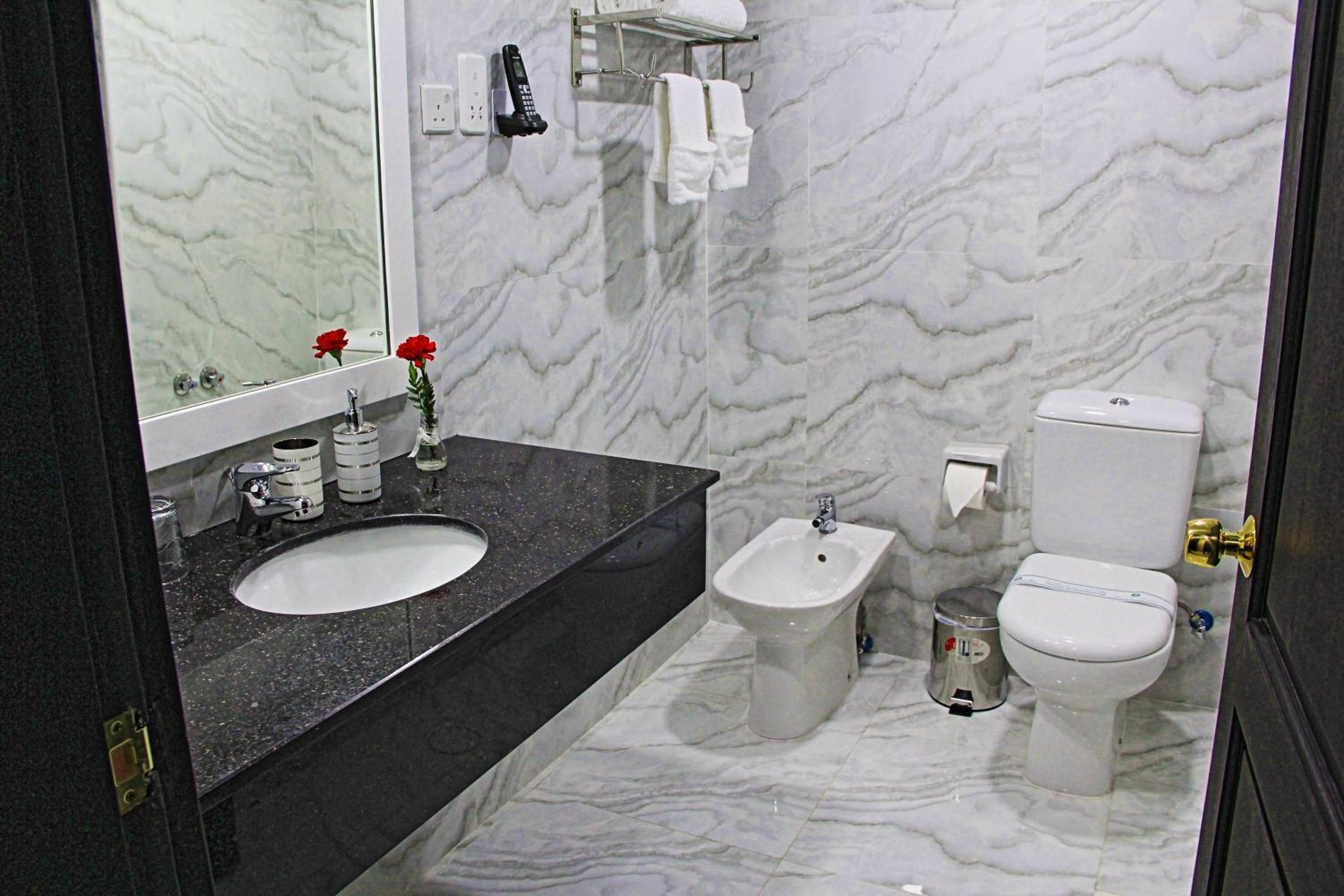 Double Room - Photo 4