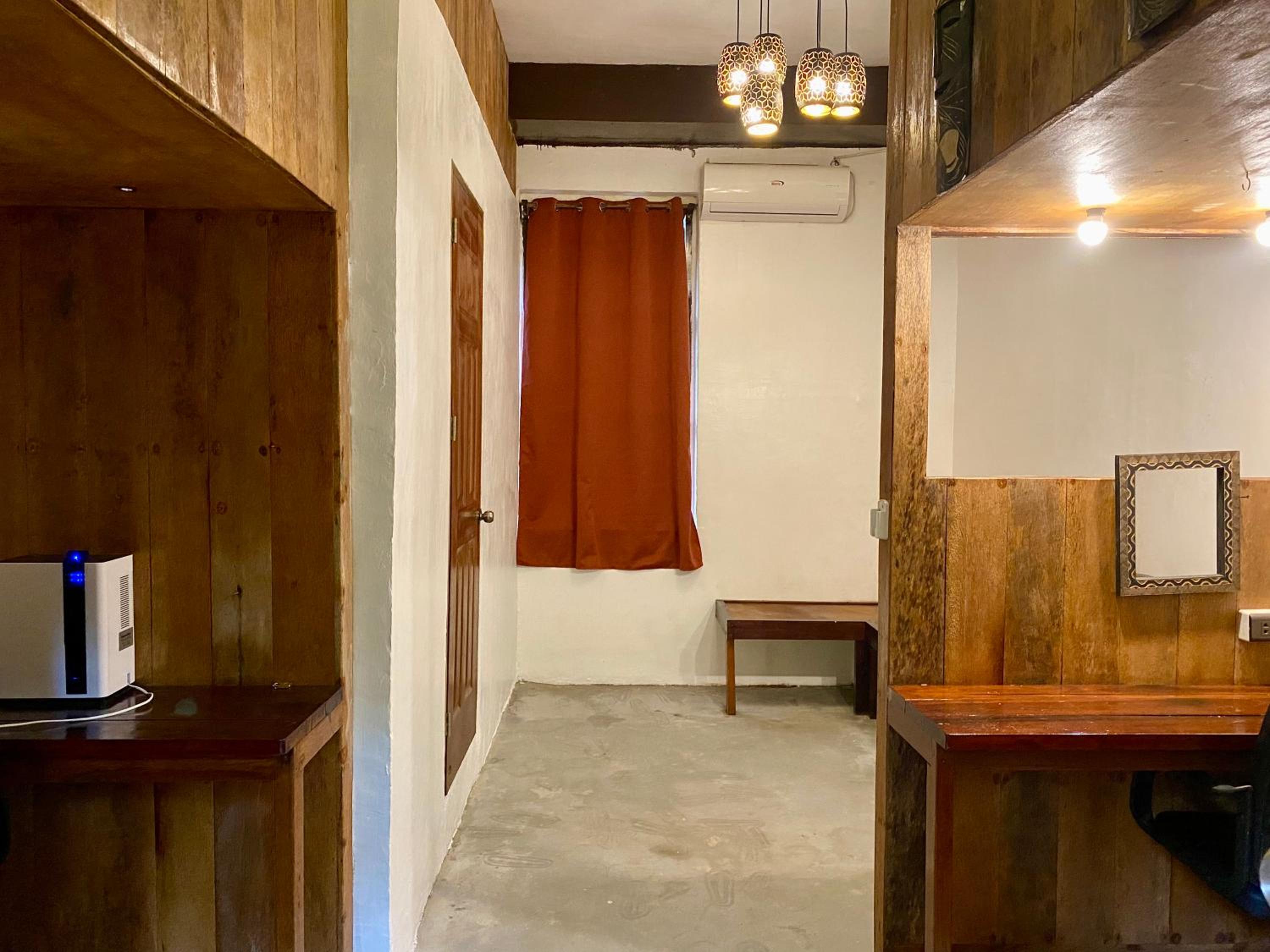 Twin Room with Bathroom photo 1