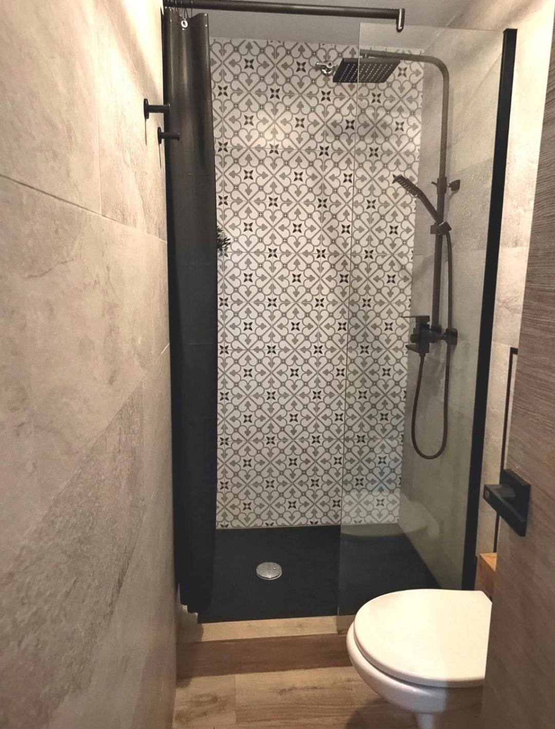 Double or Twin Room with Private External Bathroom photo 2