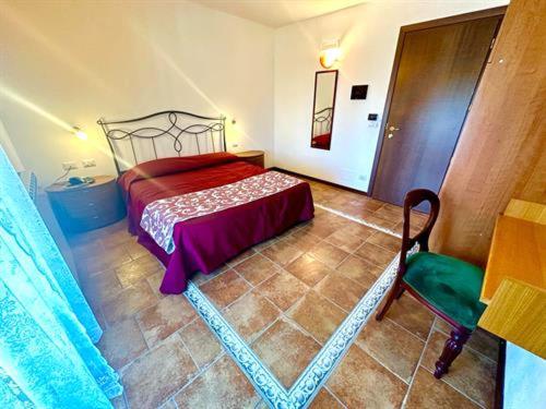 Basic Triple Room photo 1