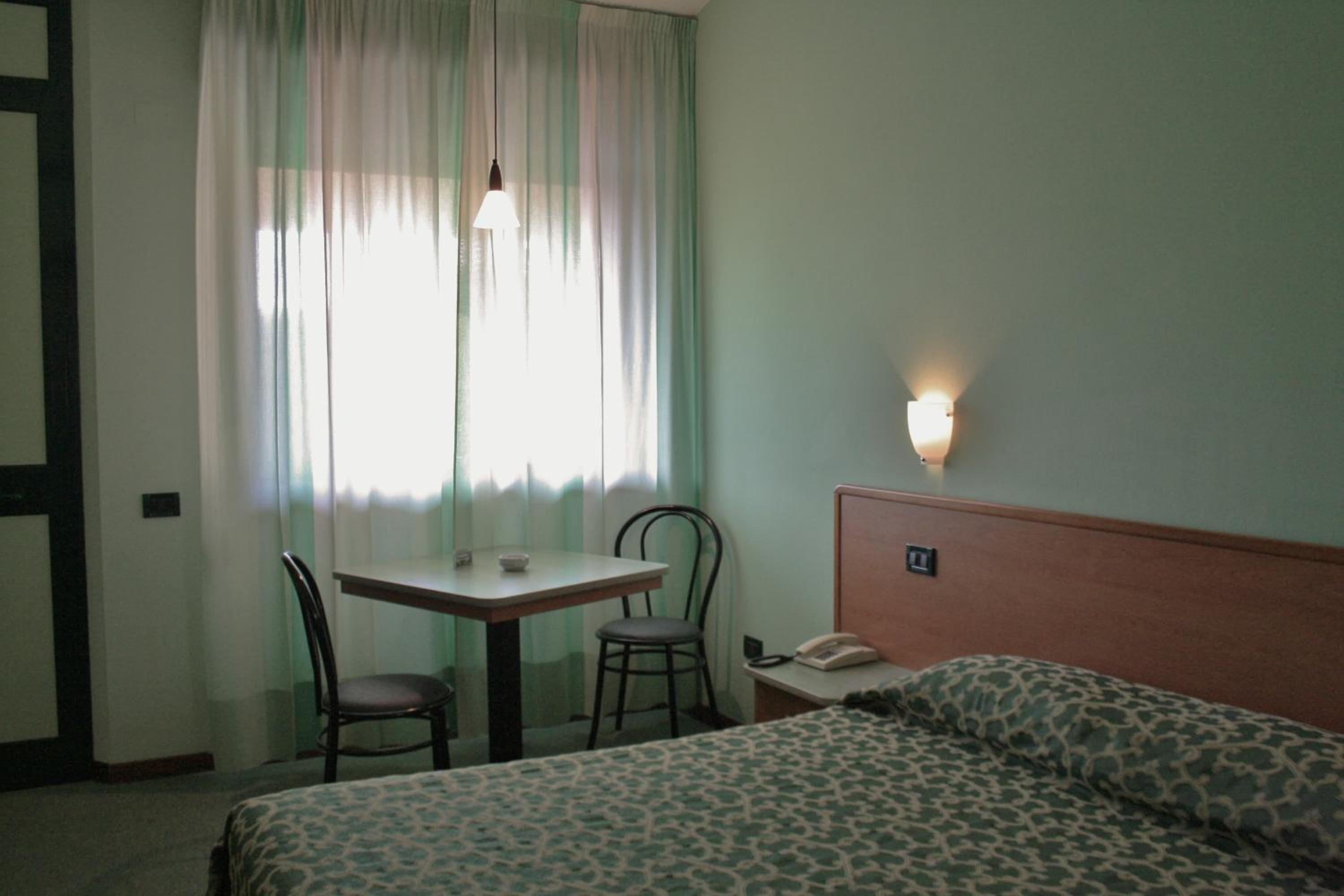 Triple Room - Photo 1