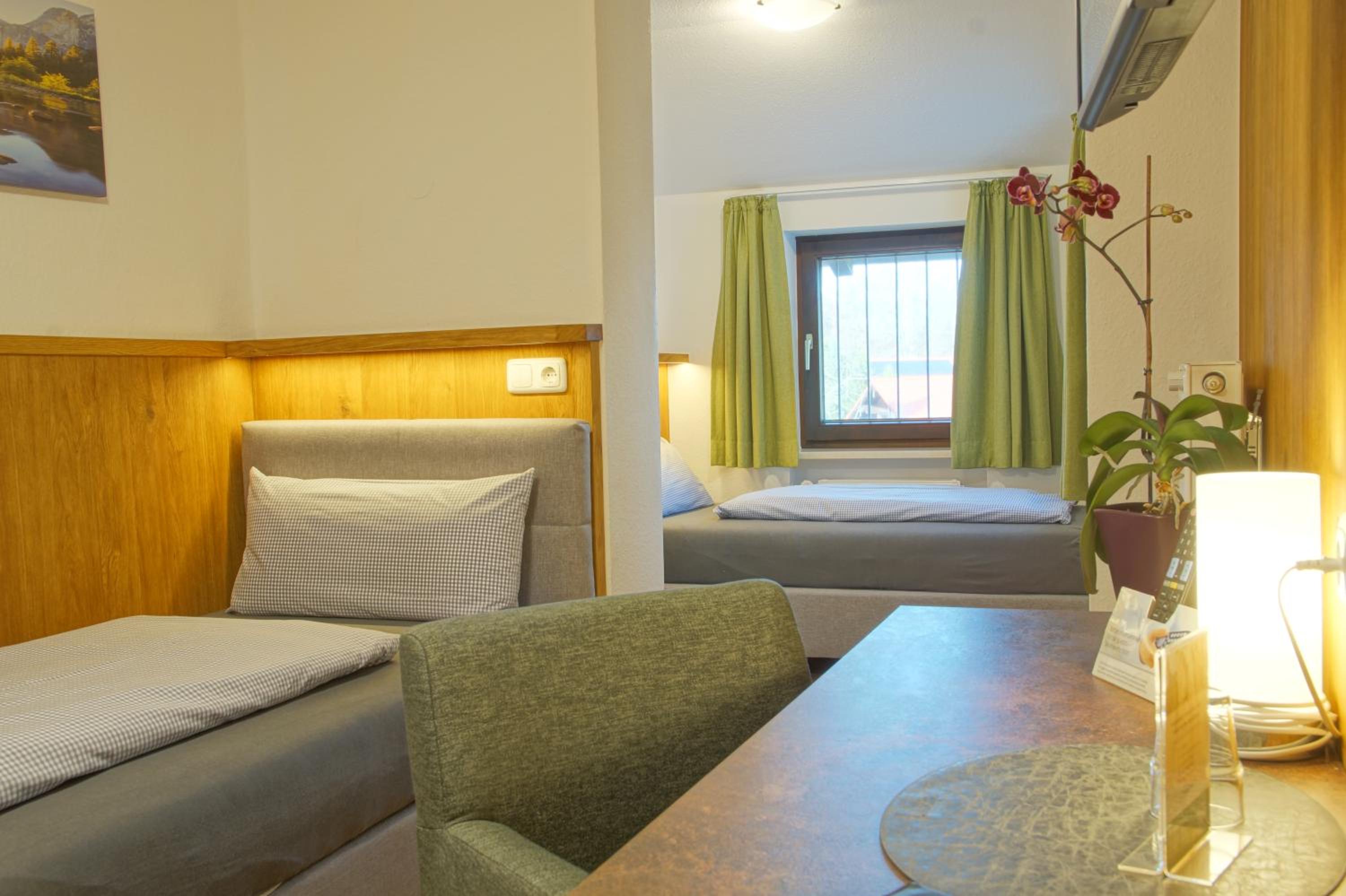 Twin Room with Garden View photo 2
