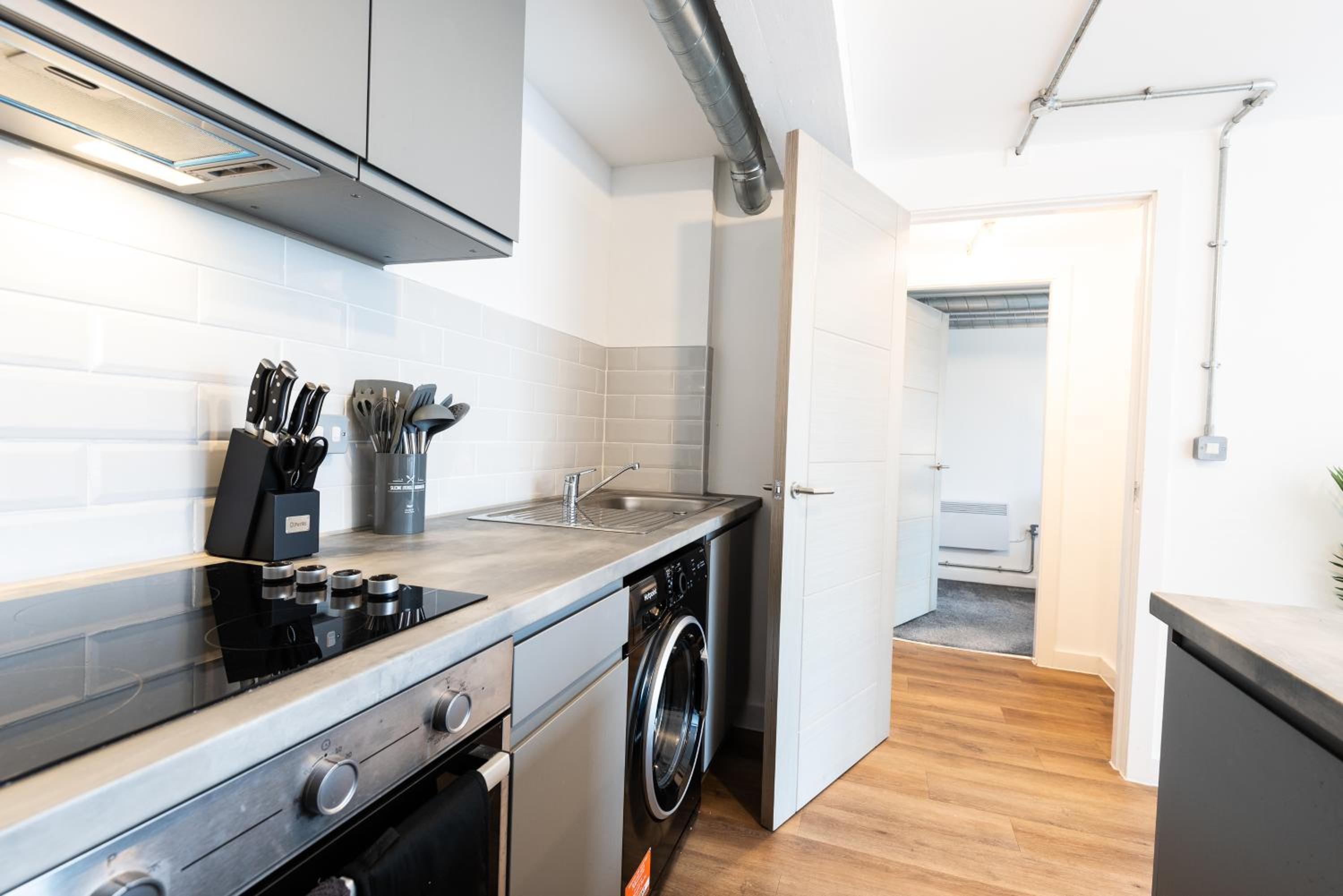 Apartment - Ground Floor photo 3