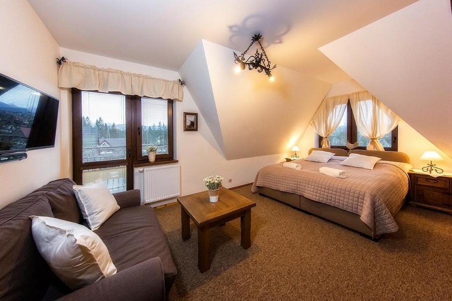 Classic Triple Room photo 2