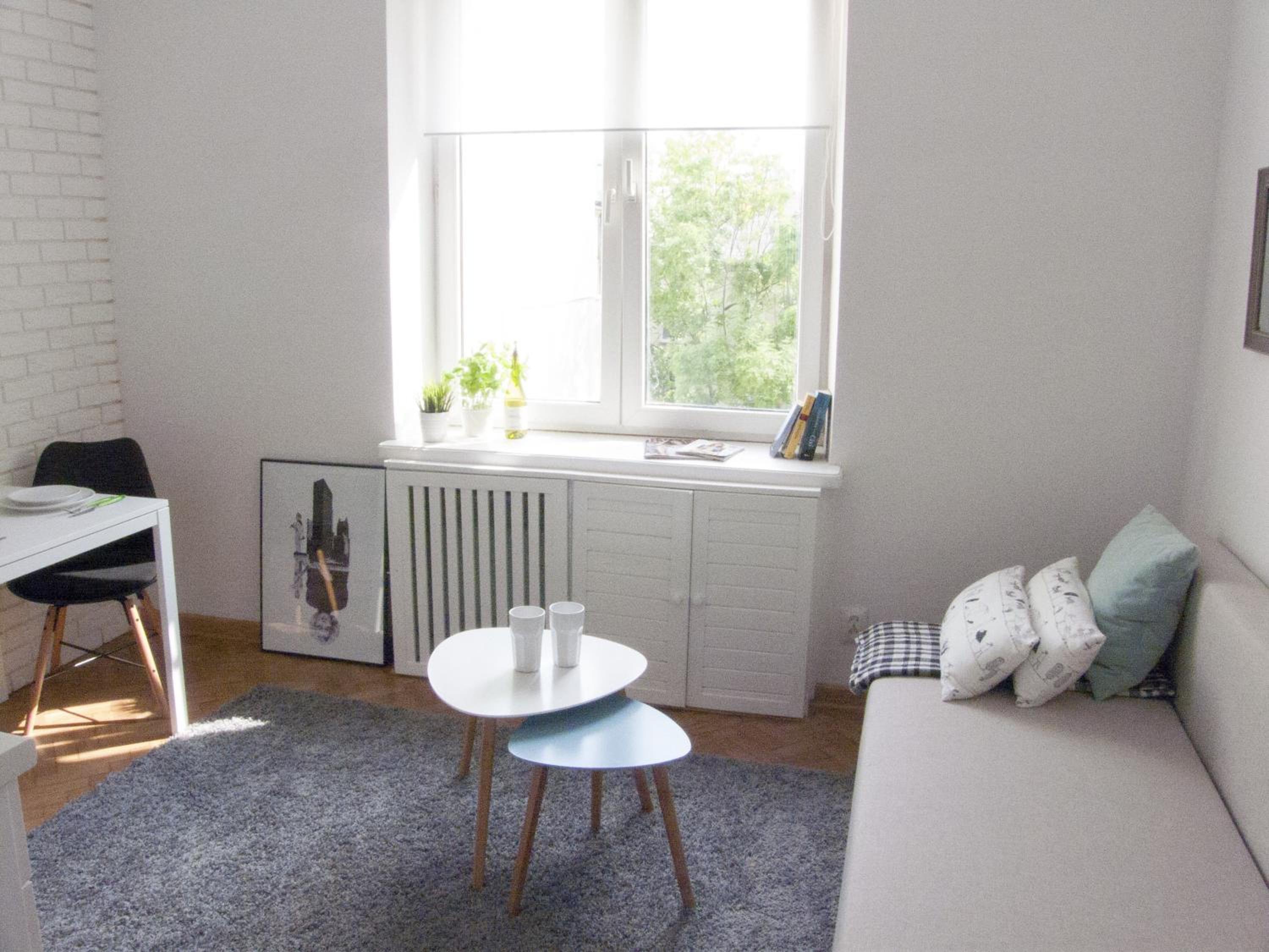 Studio Apartment - Photo 1