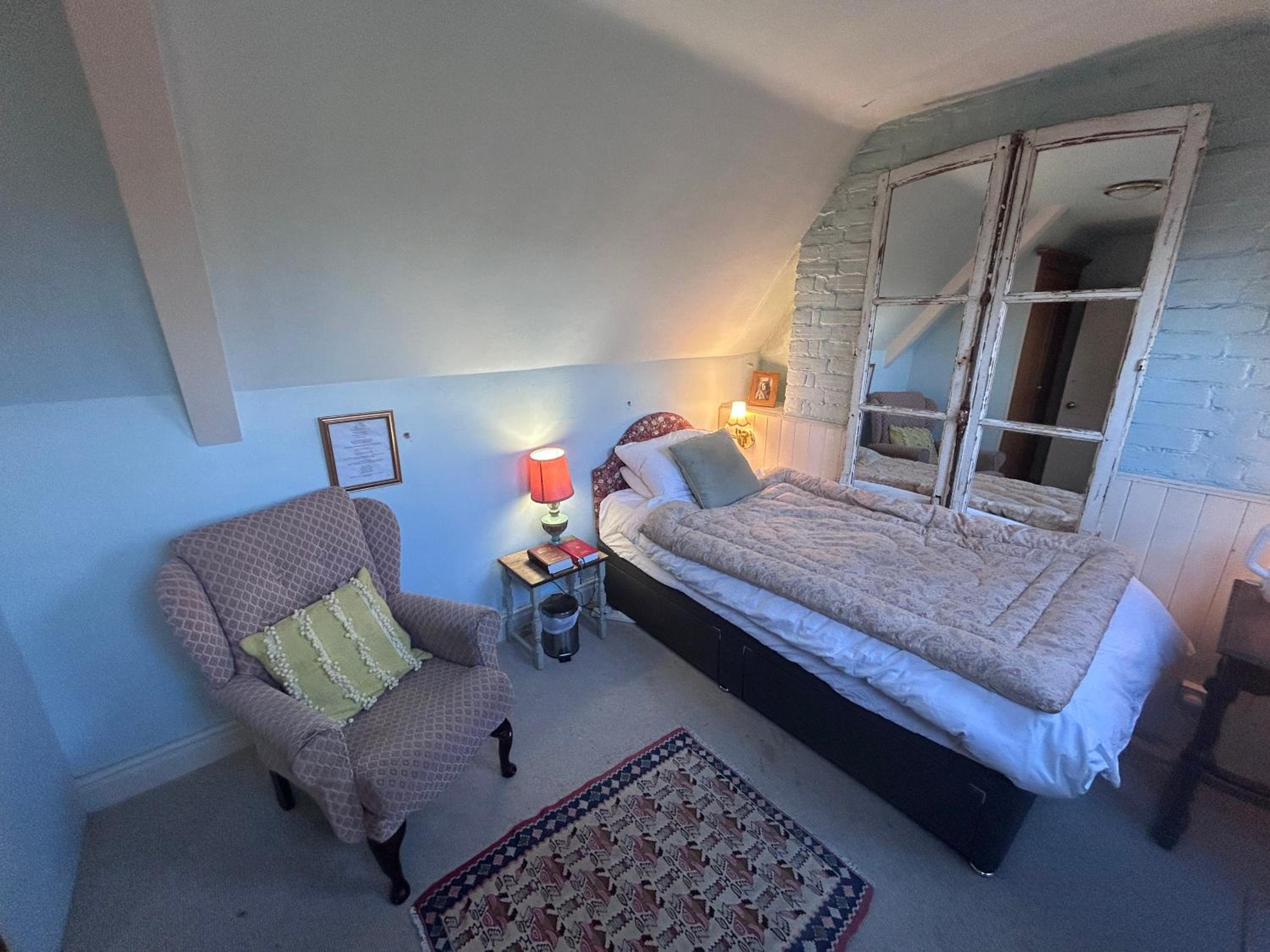 Single Room with Bath