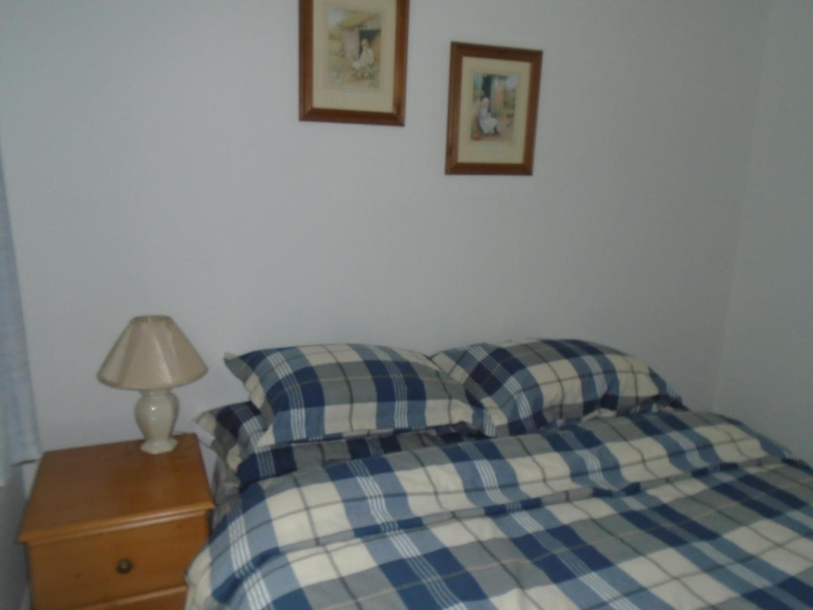 Four-Bedroom House - Photo 11
