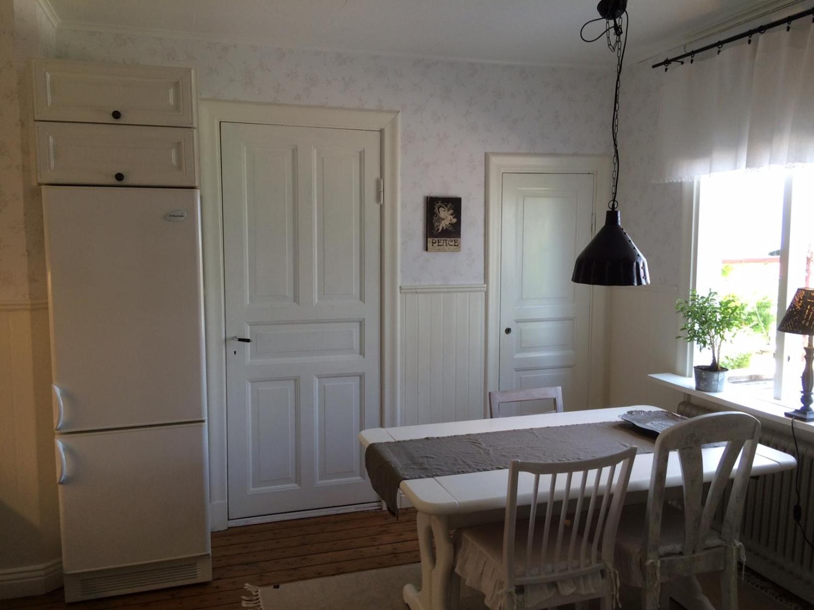 Apartment photo 2