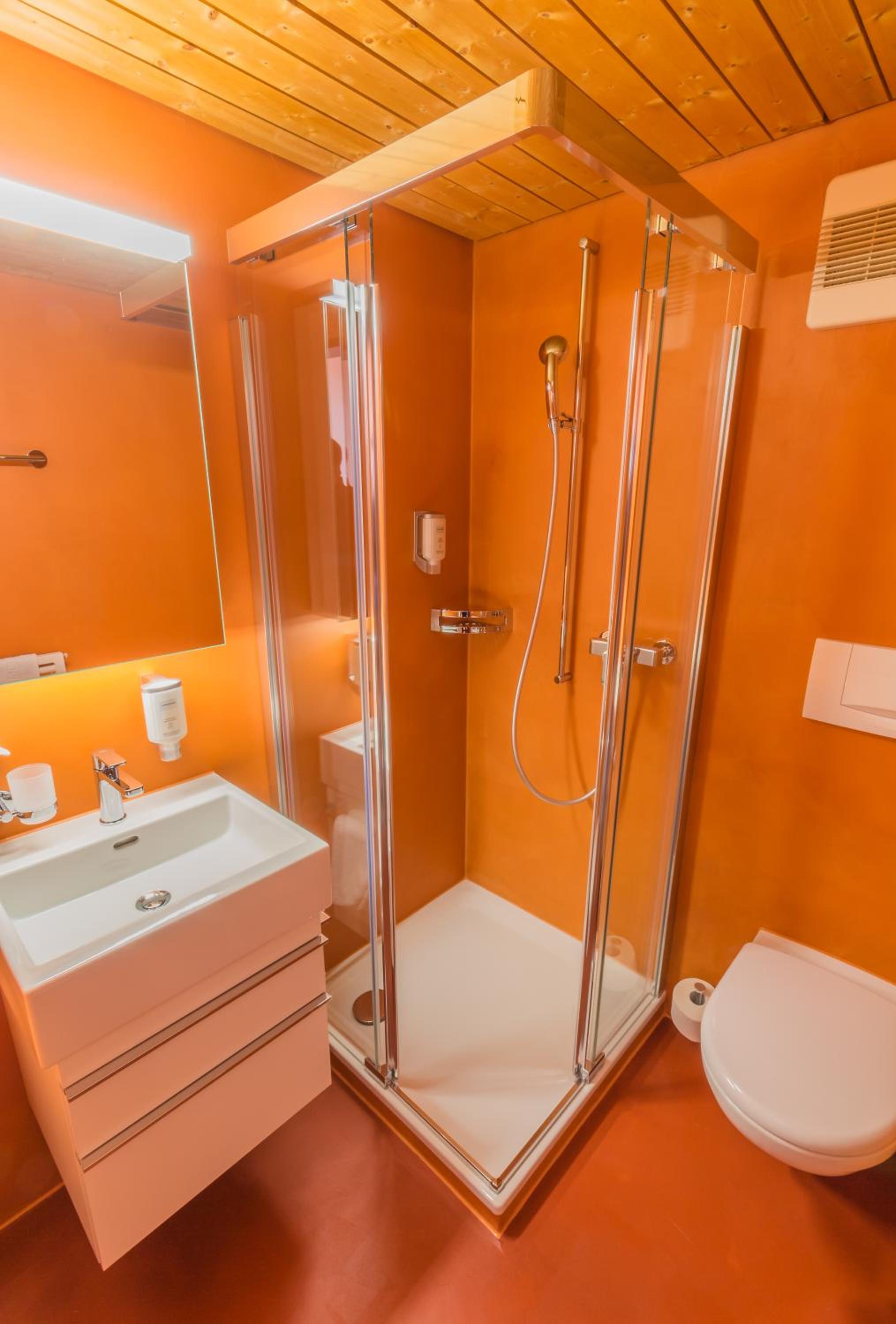 Budget Double Room photo 2