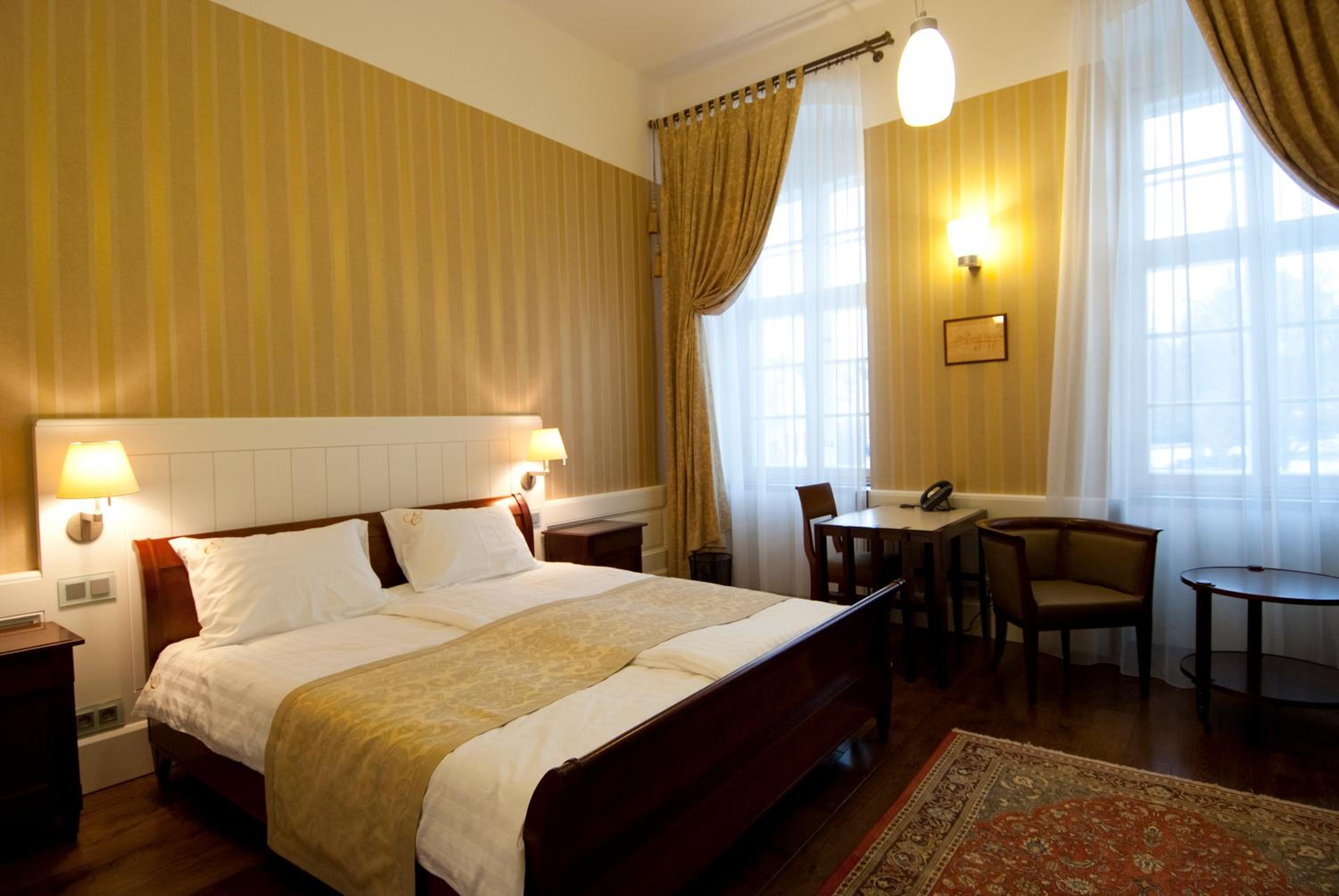 One-Bedroom Suite