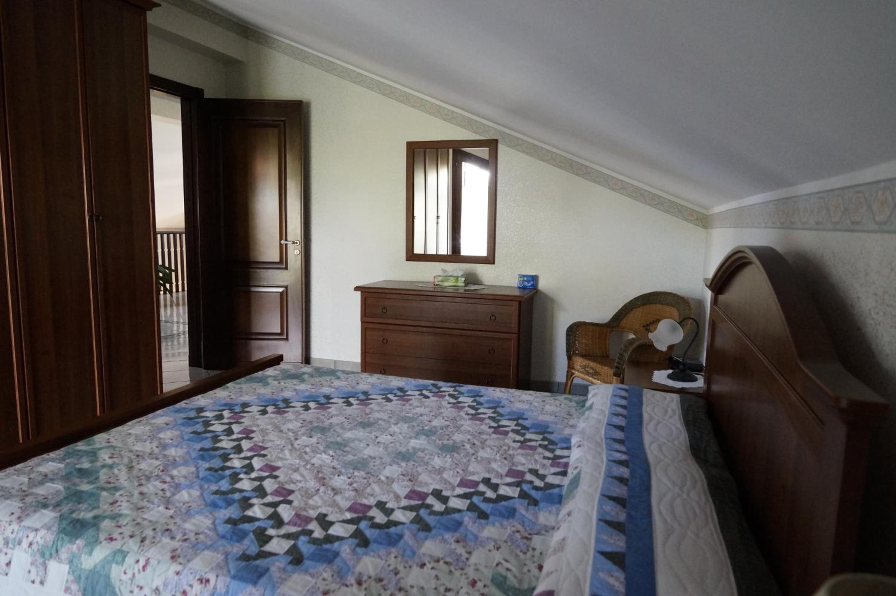 Villa photo 1