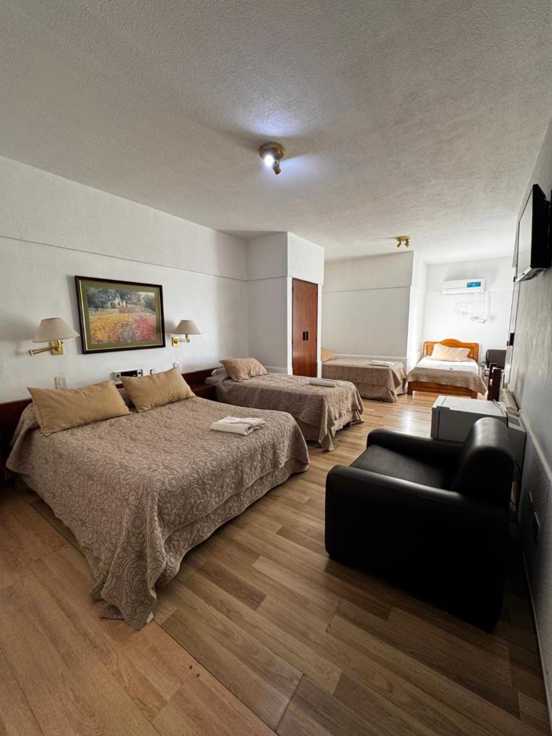 Quintuple Room photo 3