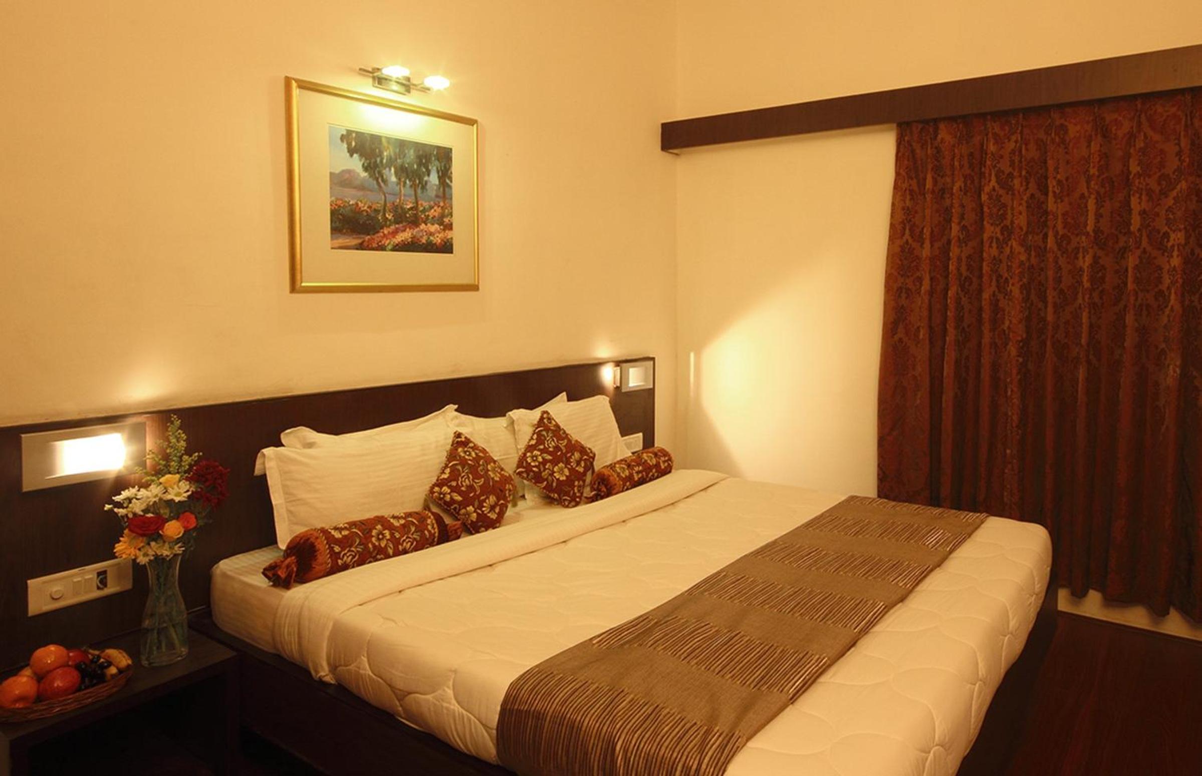 Deluxe Suite - Photo 8