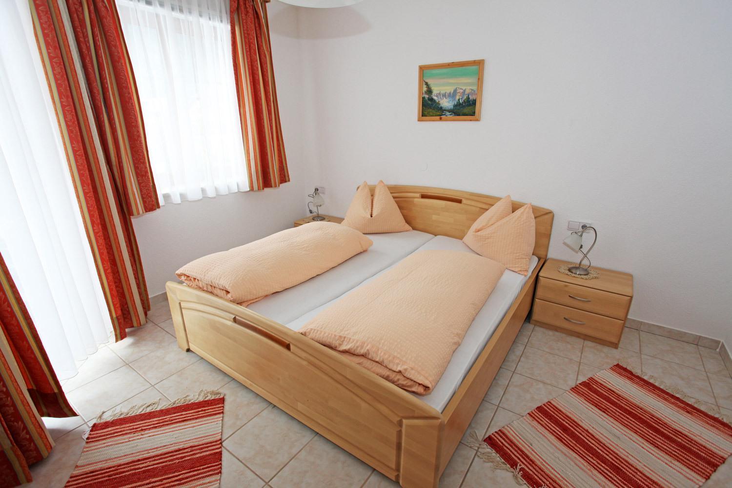 One-Bedroom Apartment with Terrace photo 1