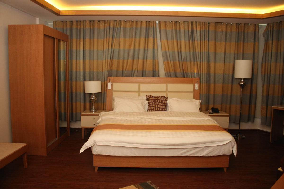 Deluxe Junior Suite