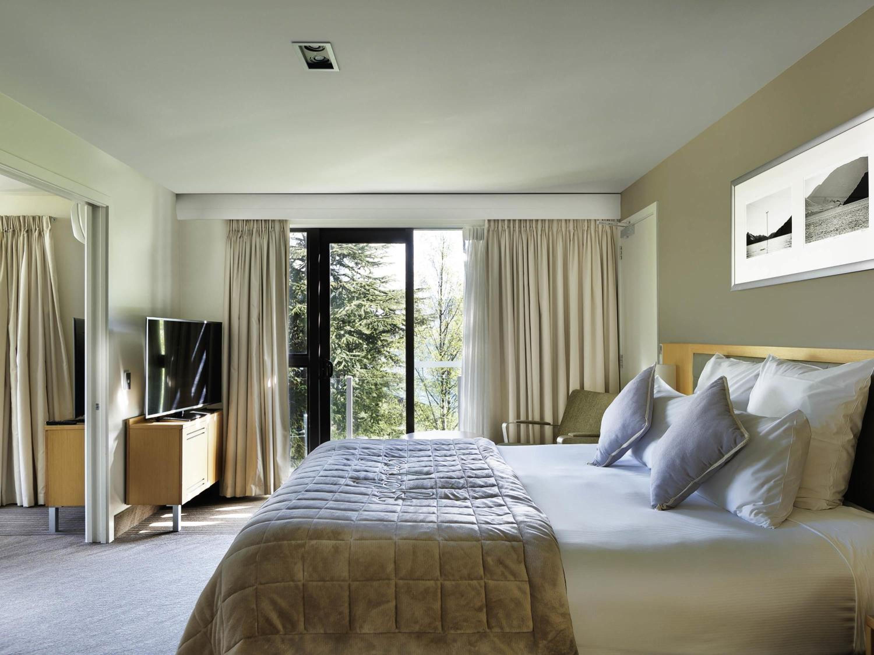 One Bedroom Apartment - Photo 1