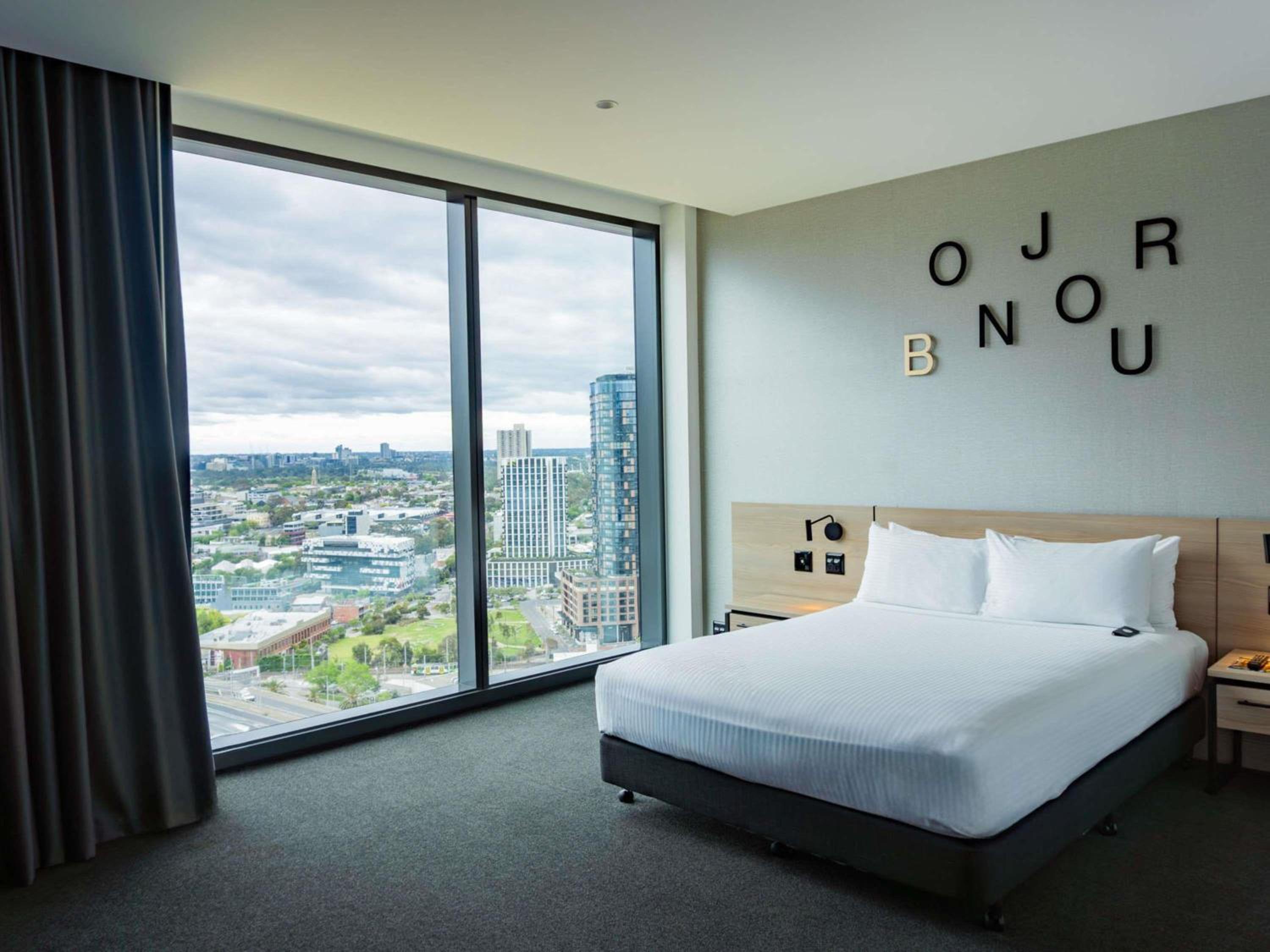 Standard Queen Room - Accessible