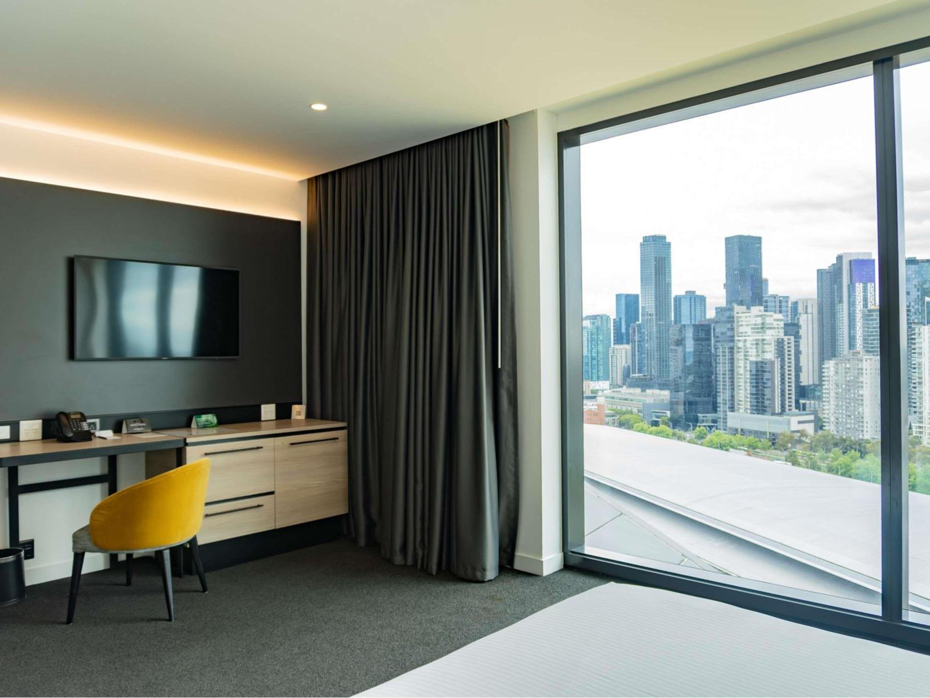 Standard Queen Room - Accessible