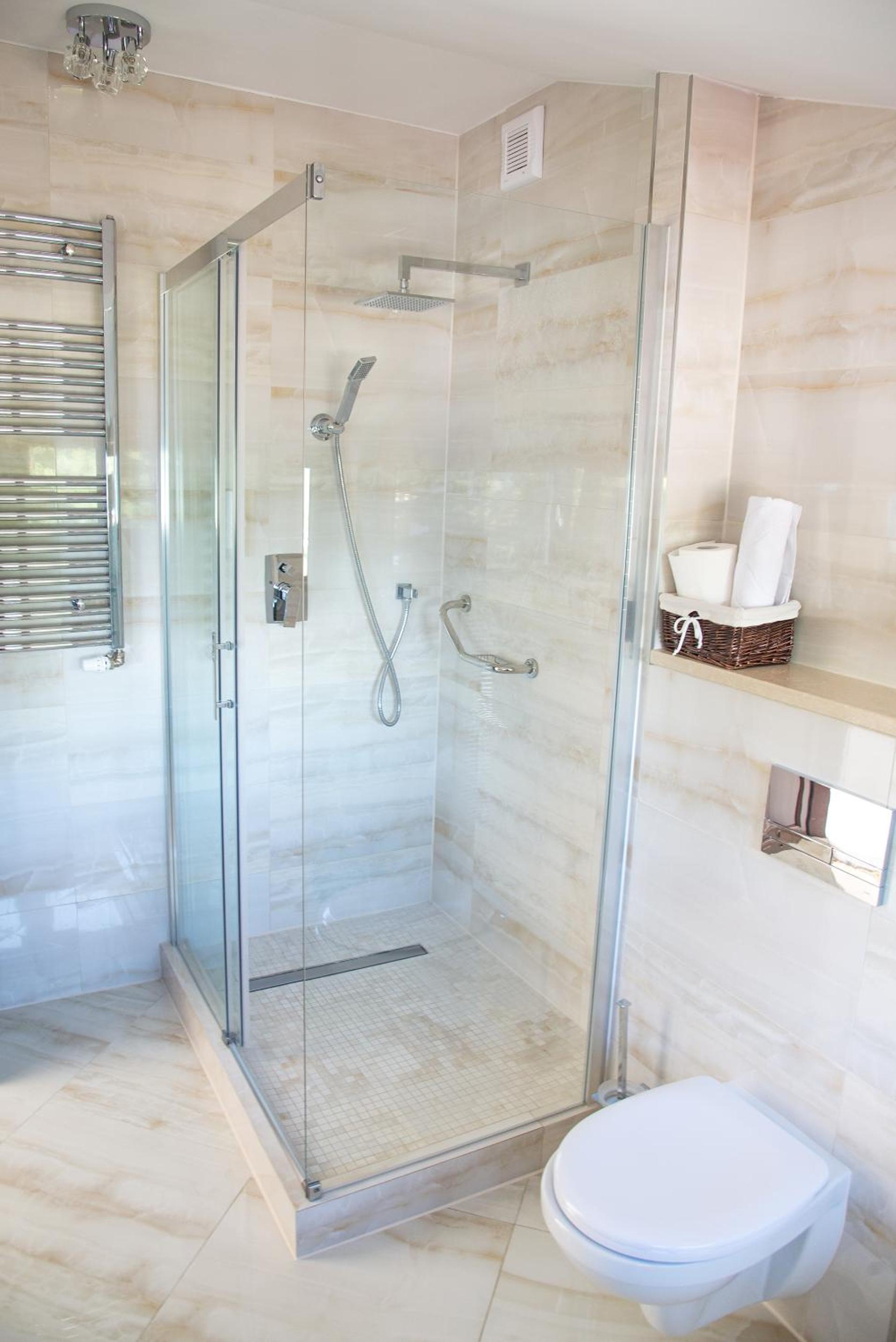 Double Room with Balcony and Harbor View - Photo 8