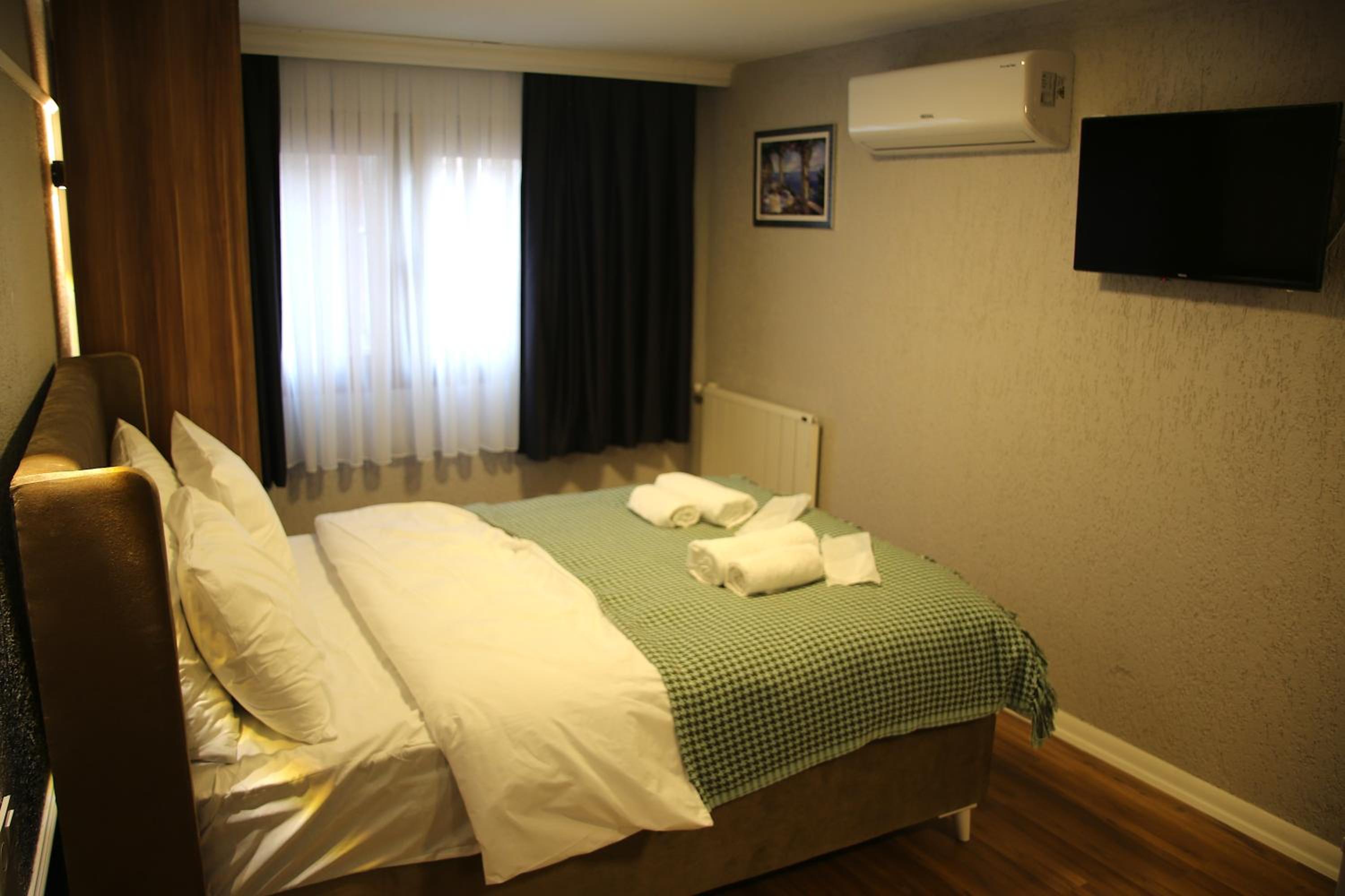 Deluxe Double Room photo 3