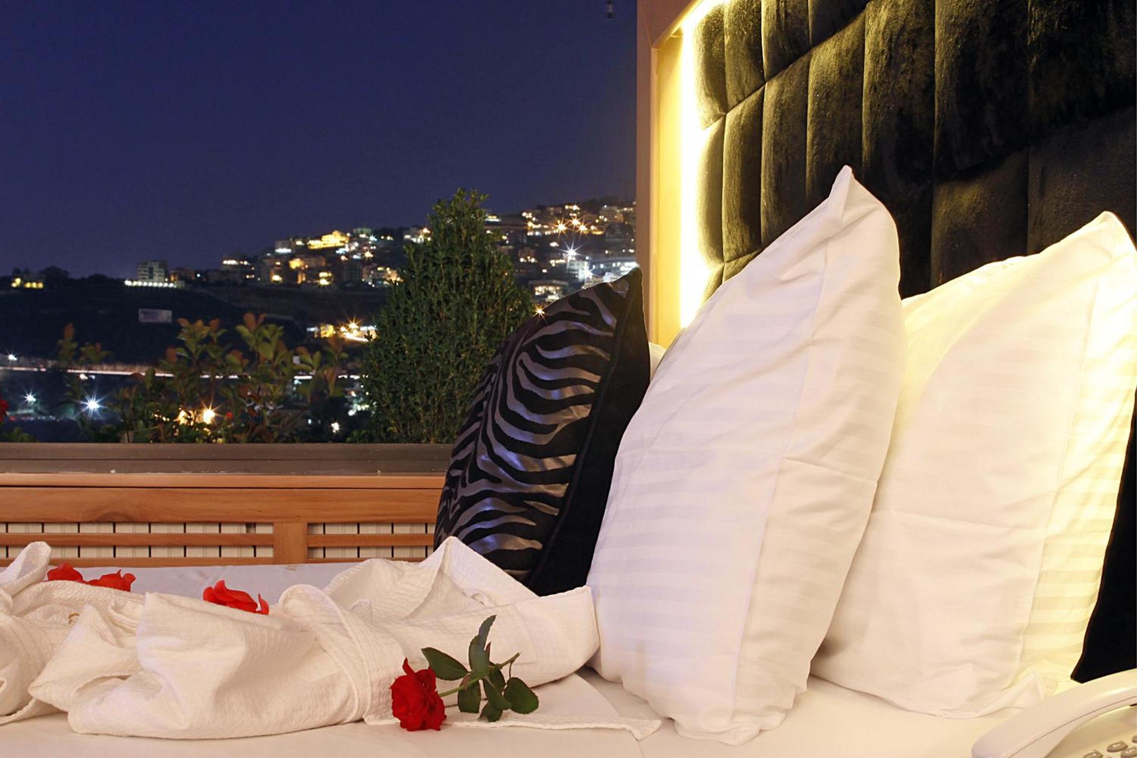 Executive Suite with Sea View