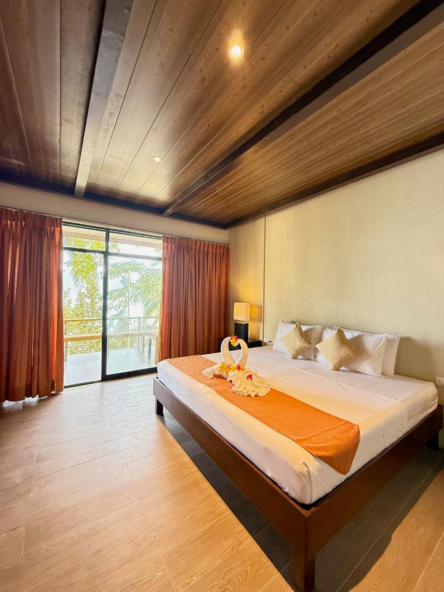 Villa with Sea View photo 2
