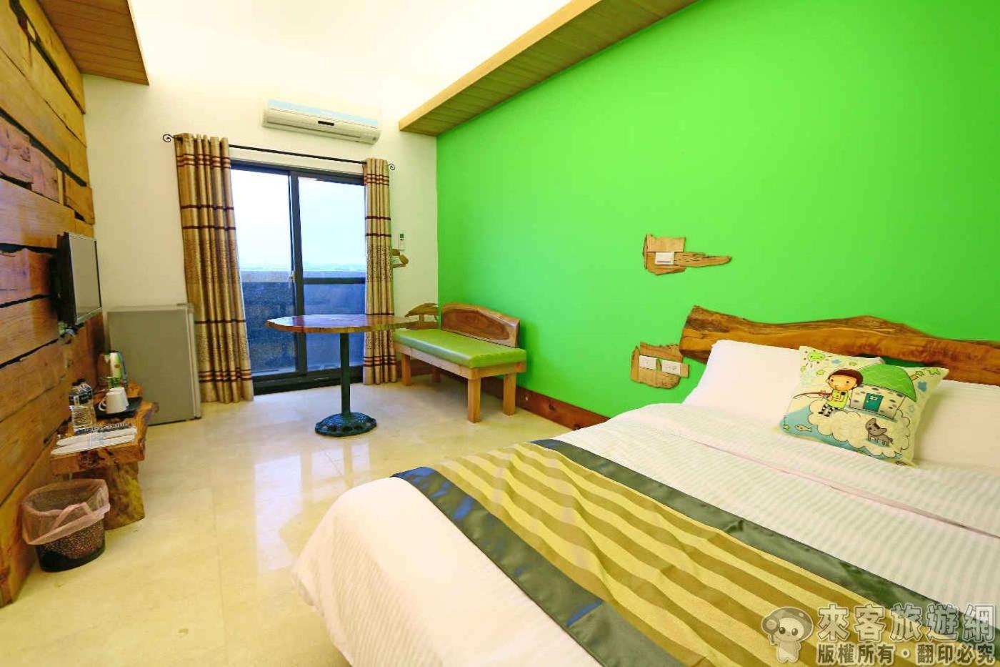 Small Double Room photo 3