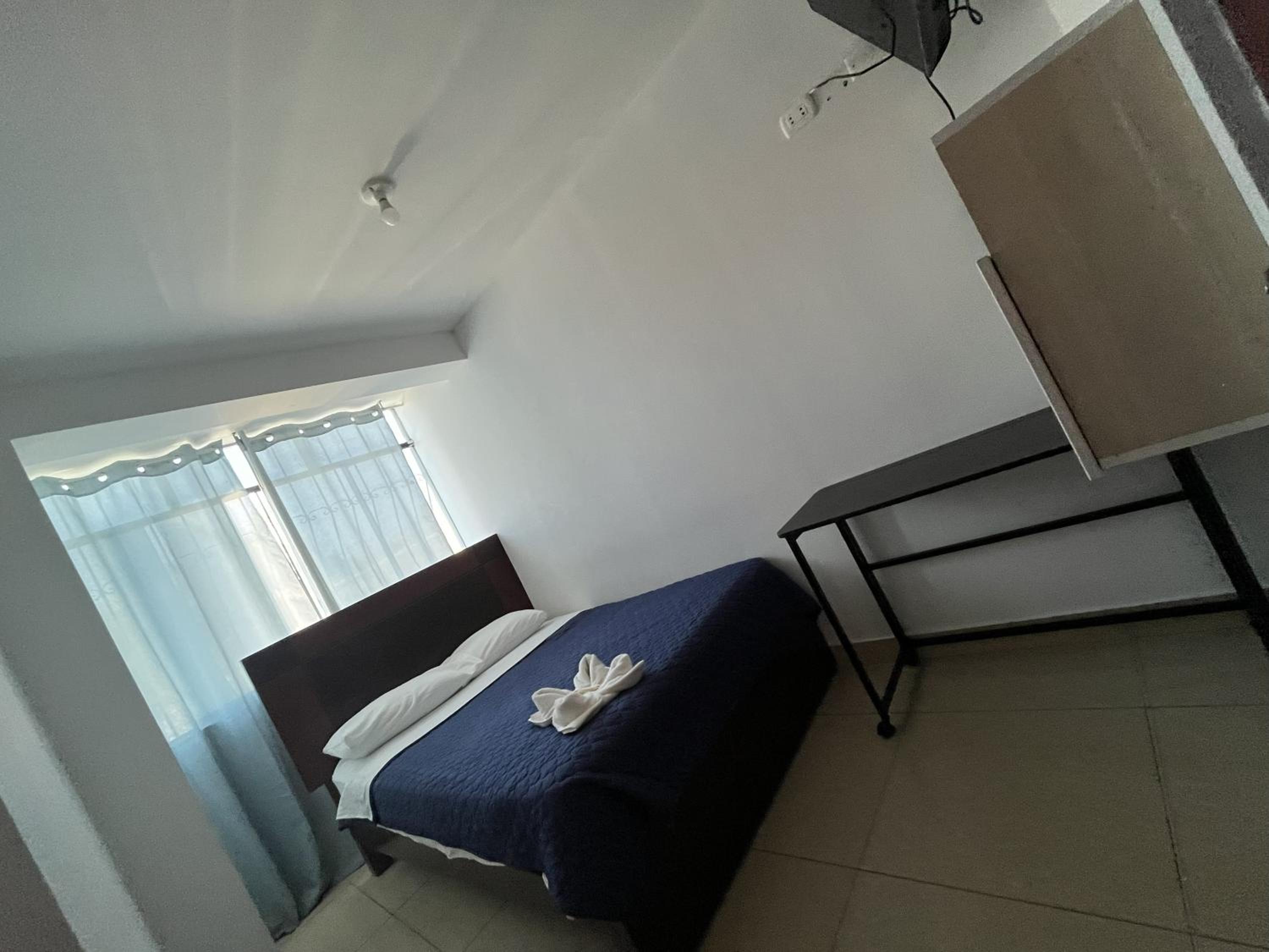 Budget Double Room photo 3