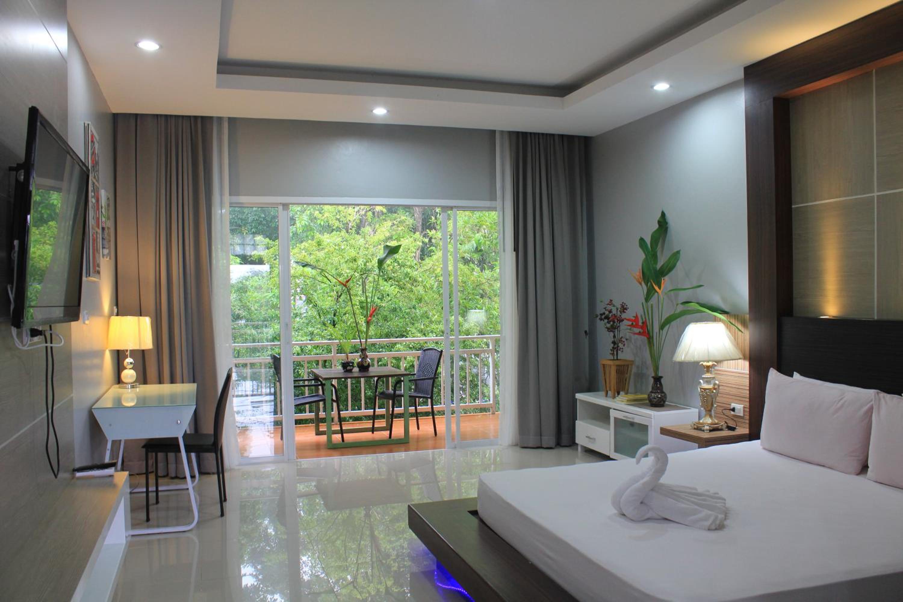 Studio with Garden View - Photo 2