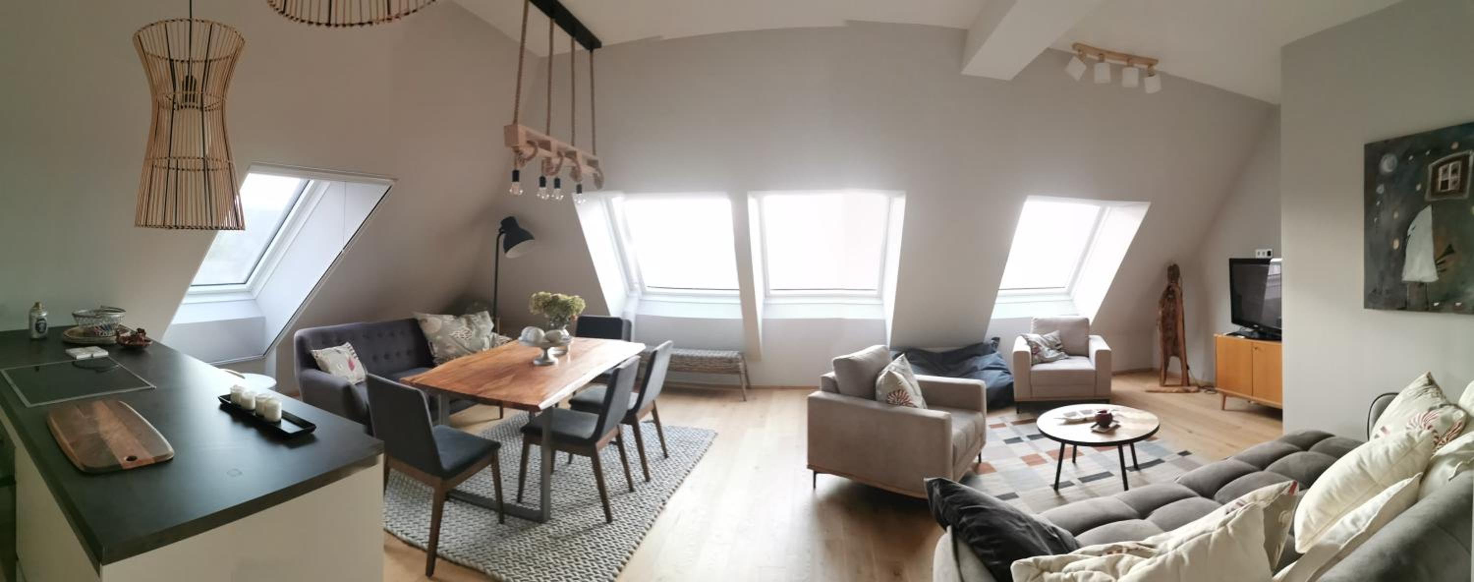 Three-Bedroom Apartment with Lake View photo 2