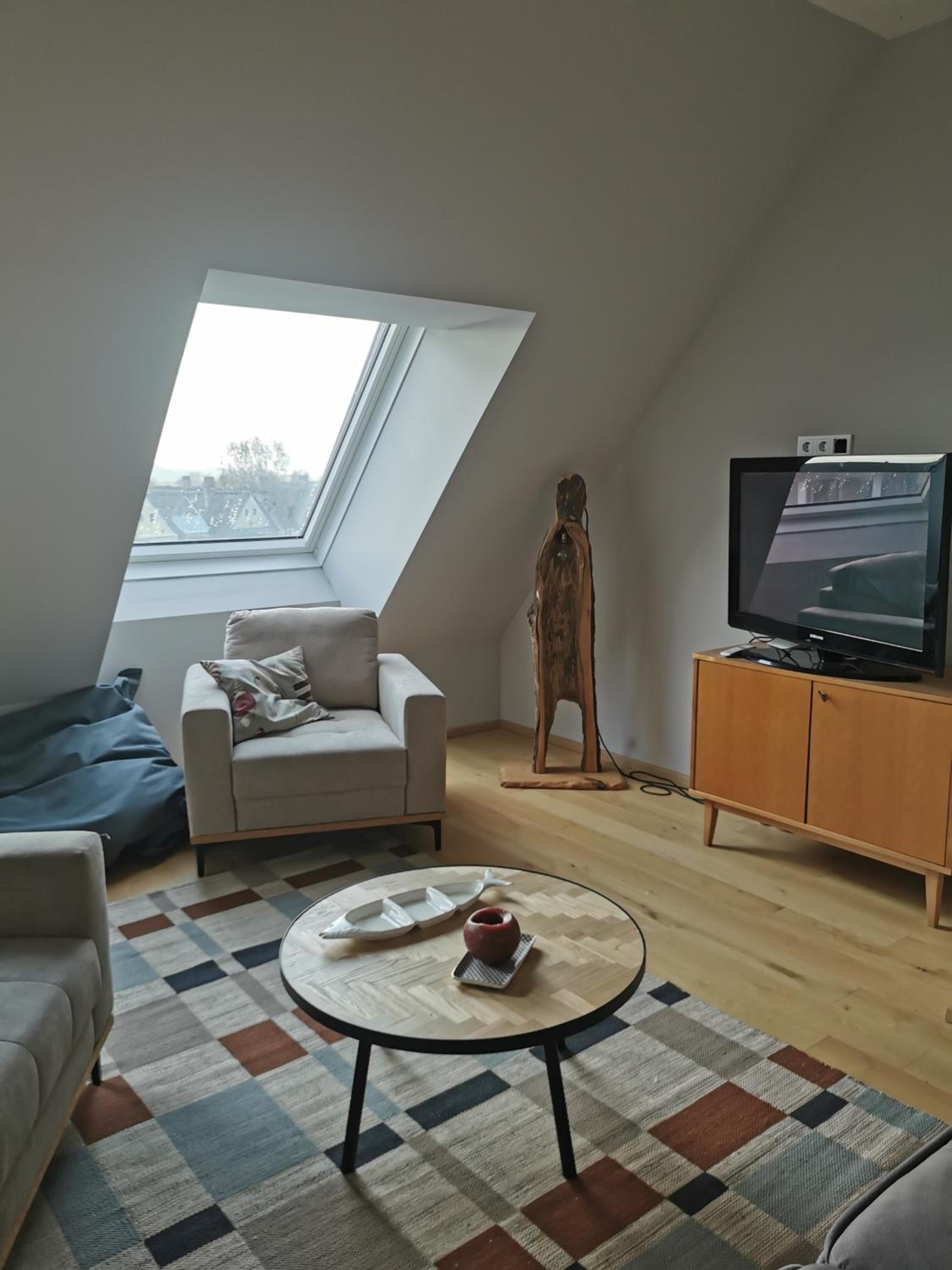 Three-Bedroom Apartment with Lake View photo 3