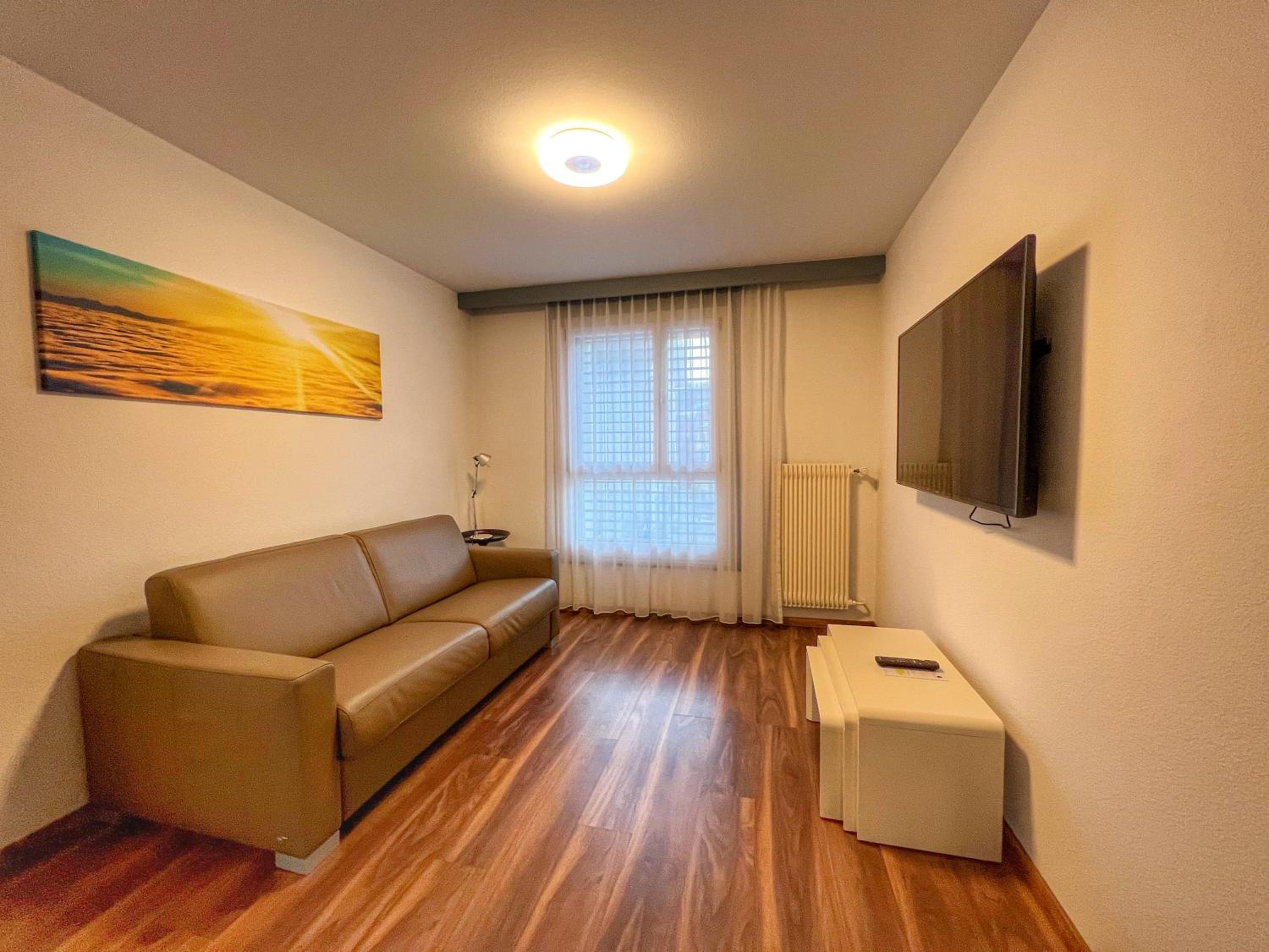 Three-Bedroom Apartment with Mountain View