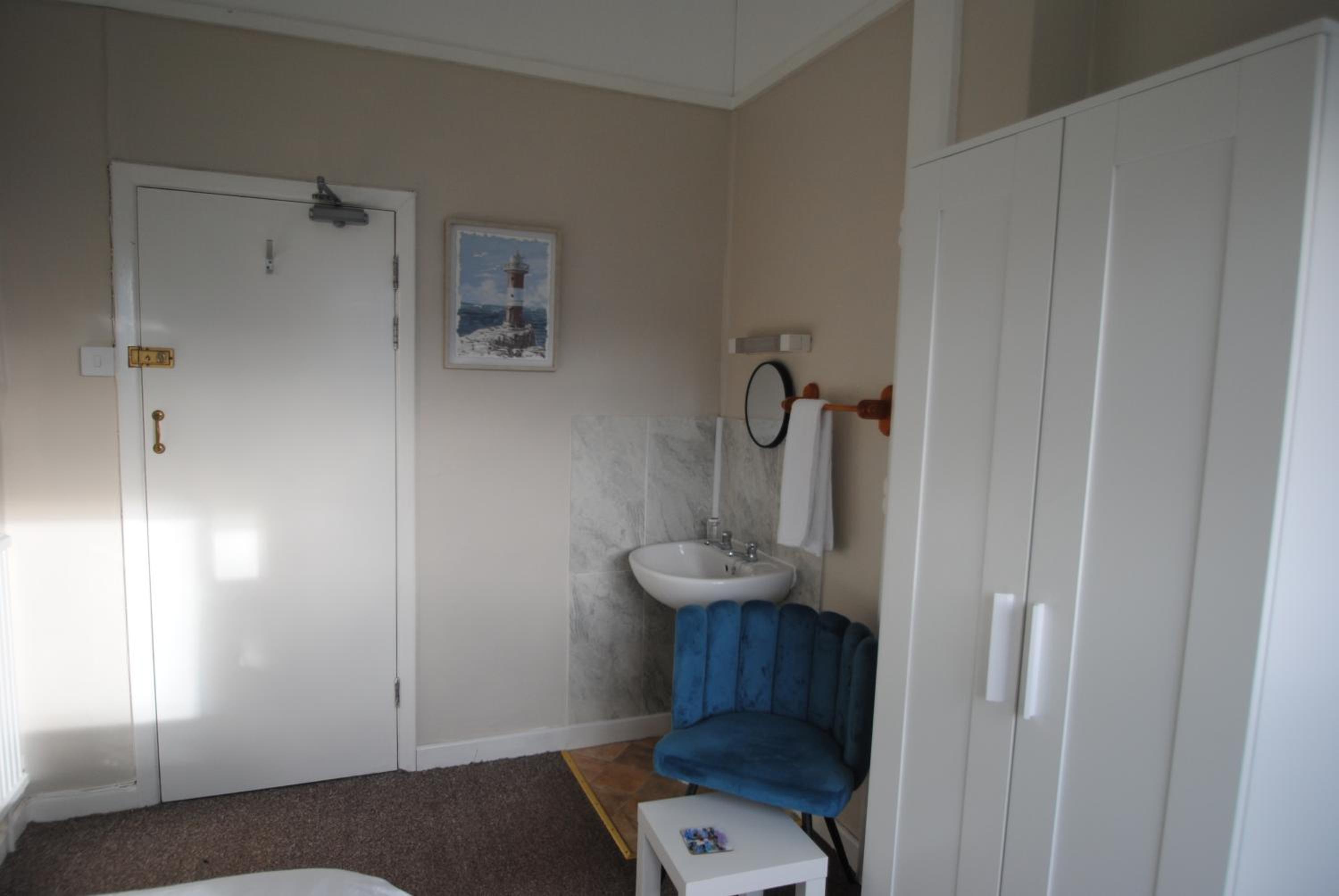 Classic Single Room with Sea View photo 2