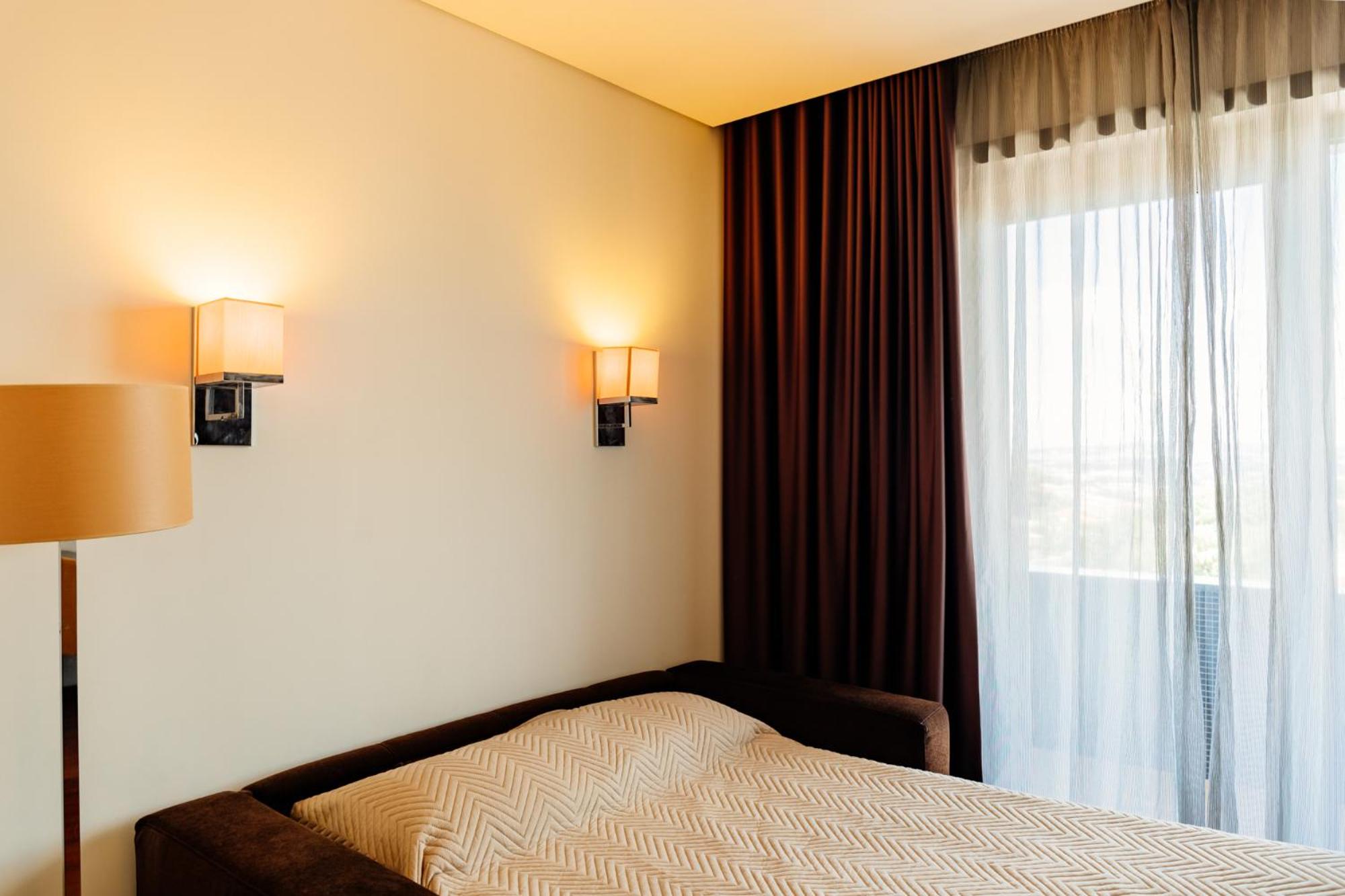 Triple Room with Balcony - Photo 3