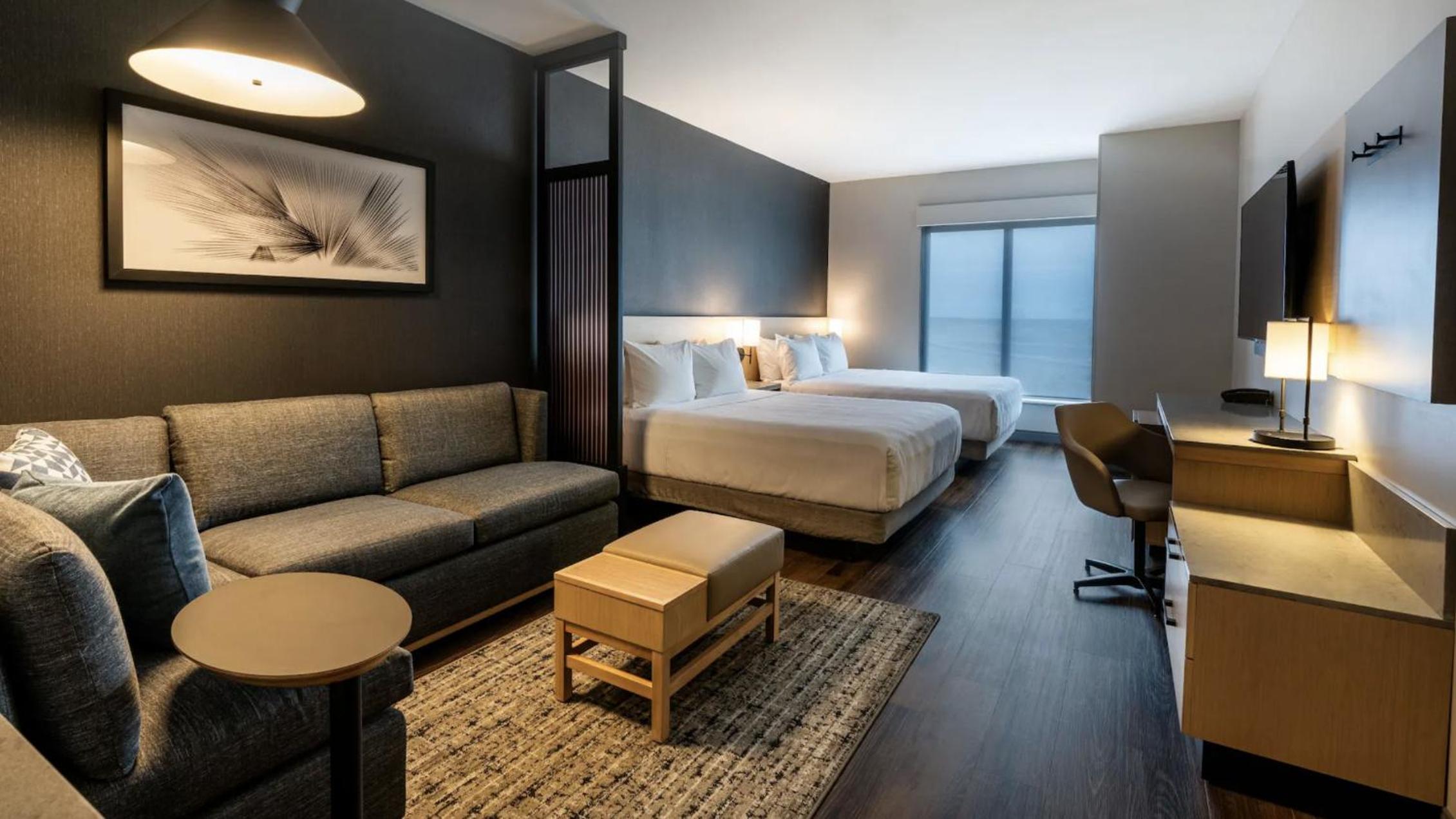 Queen Room with Two Queen Beds - High Floor