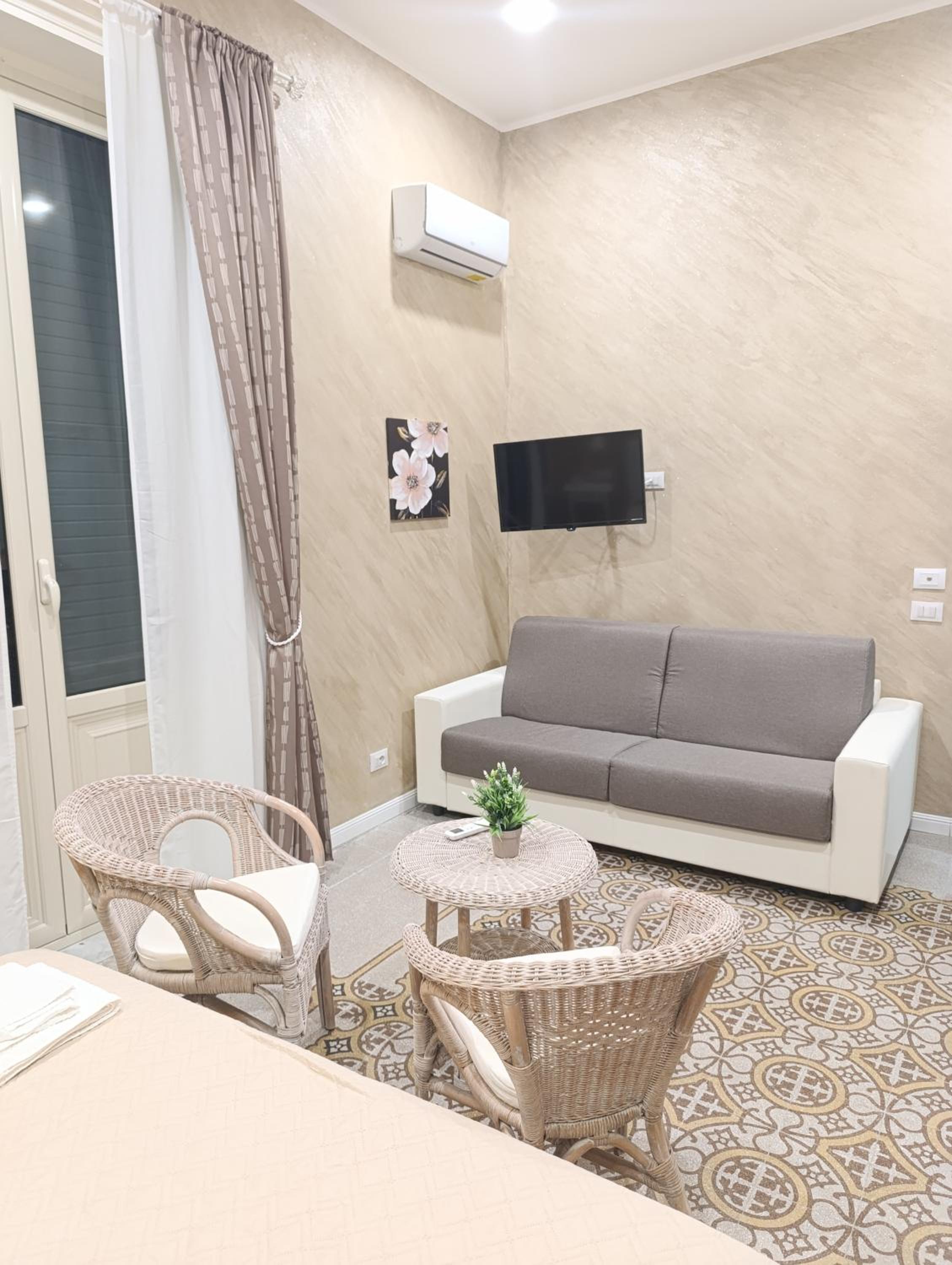 Deluxe Quadruple Room